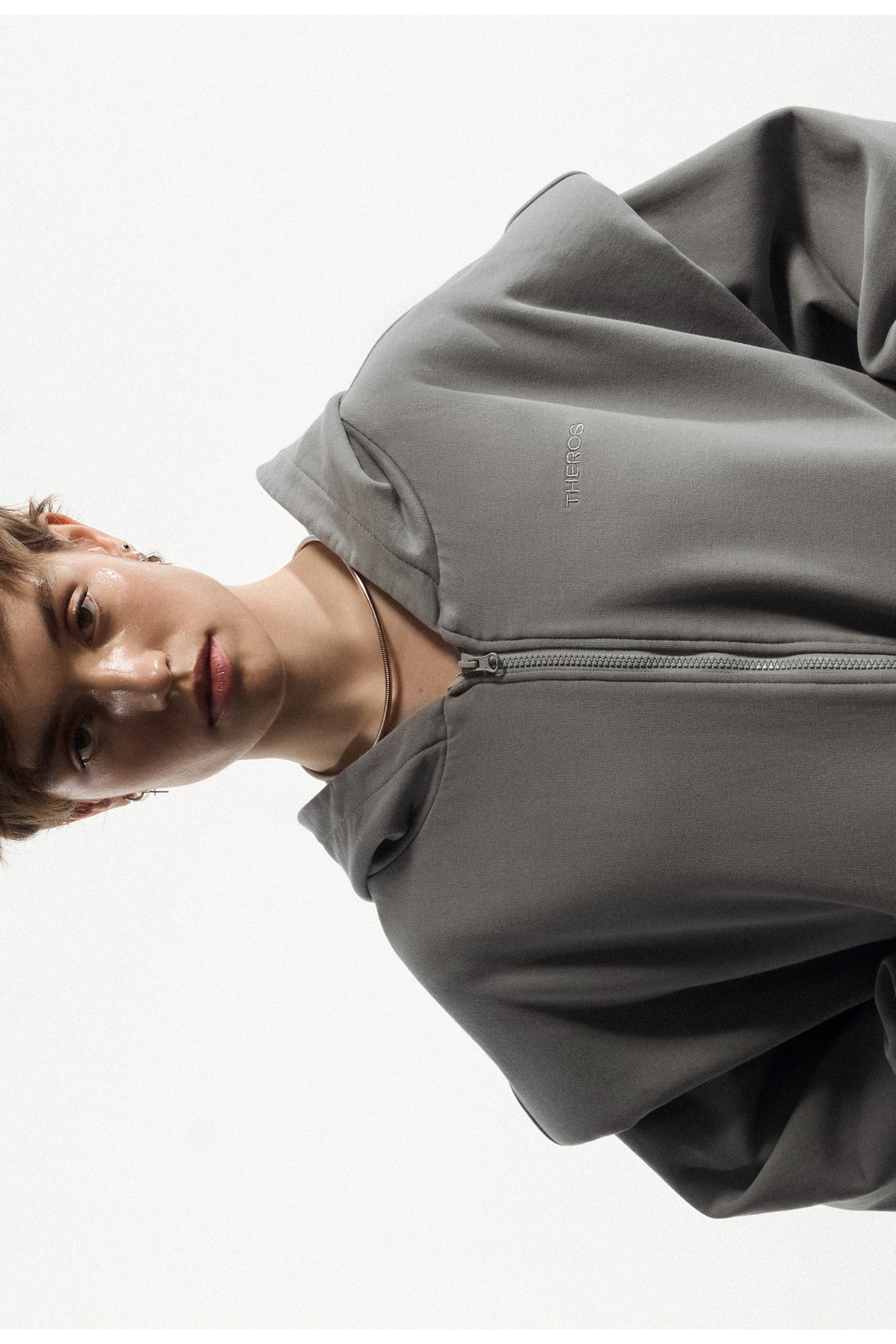 THEROS — catalog. Фотограф для брендов, моделей и частных клиентов в Москве