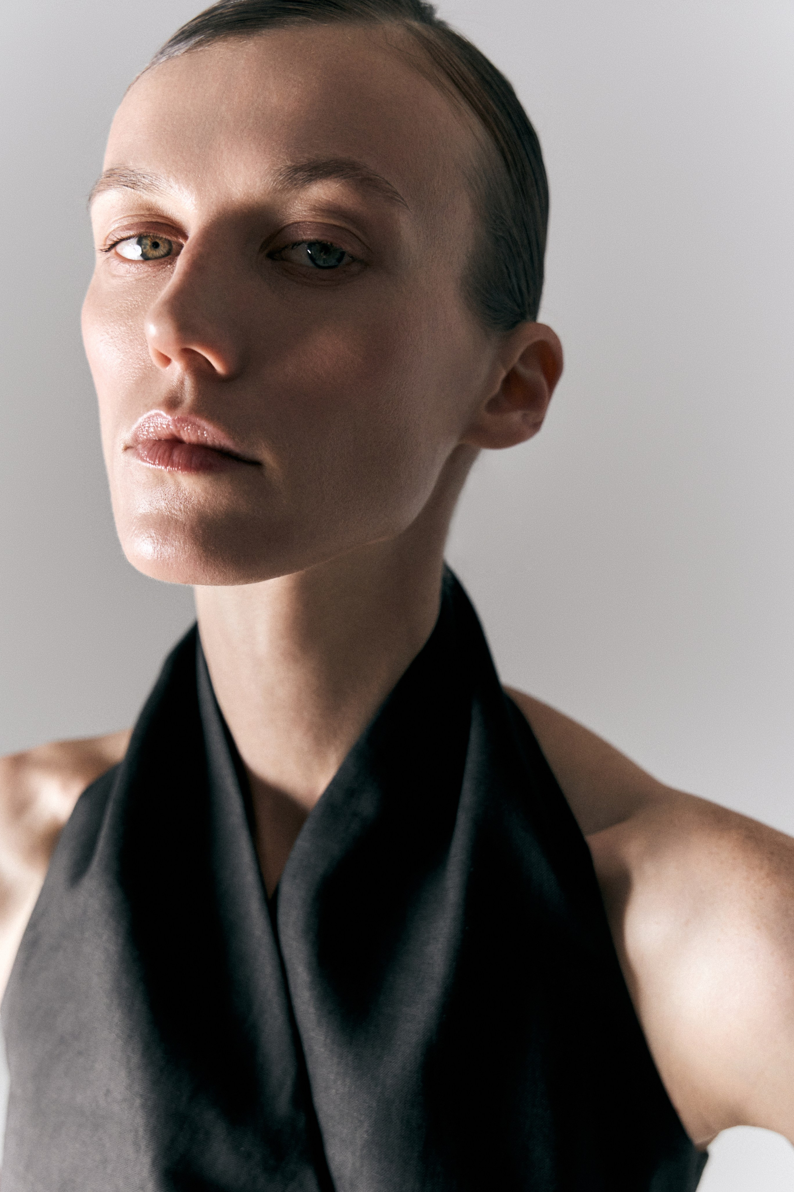 Jvis. Фотограф для брендов, моделей и частных клиентов в Москве