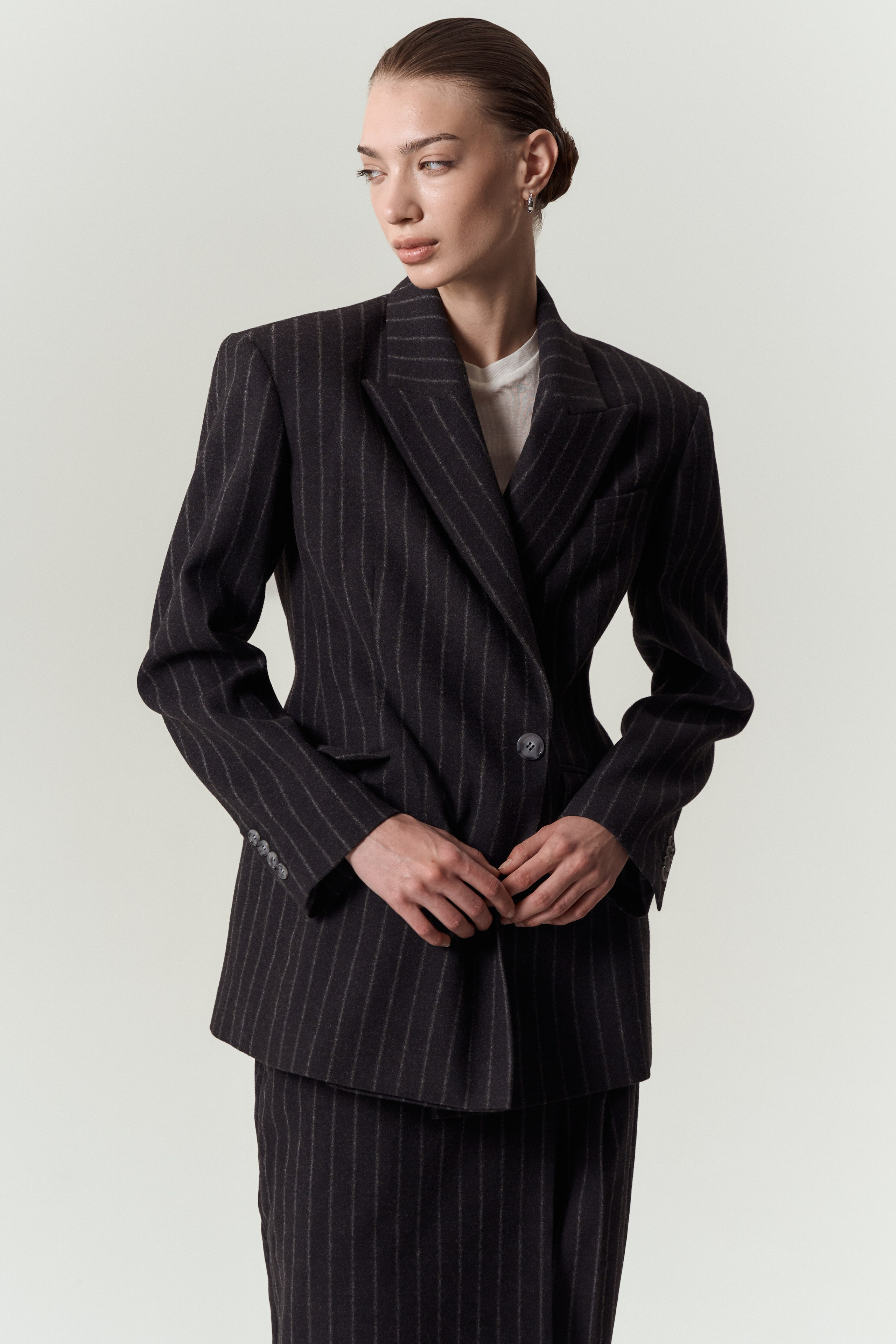 Jvis. Фотограф для брендов, моделей и частных клиентов в Москве