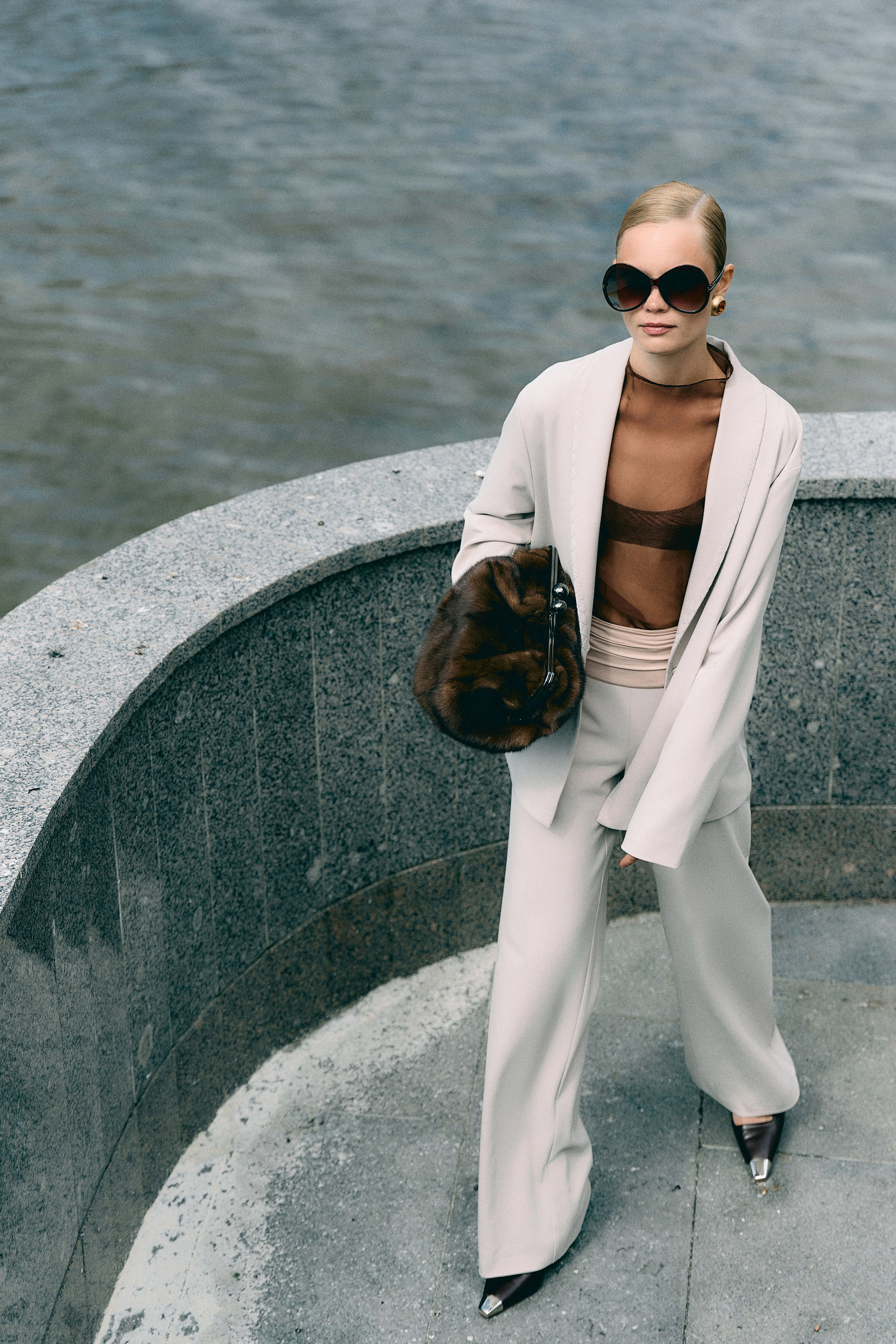 Prostor. Фотограф для брендов, моделей и частных клиентов в Москве