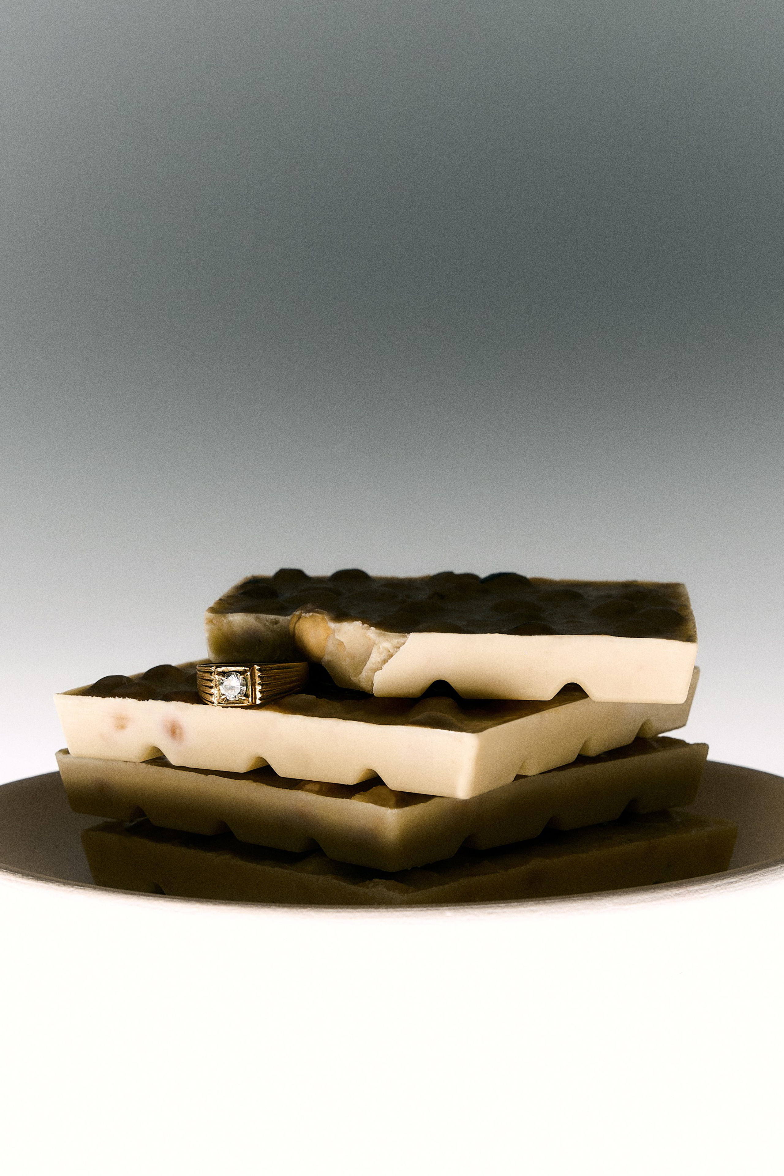 Съёмка украшений. Фотограф для брендов, моделей и частных клиентов в Москве