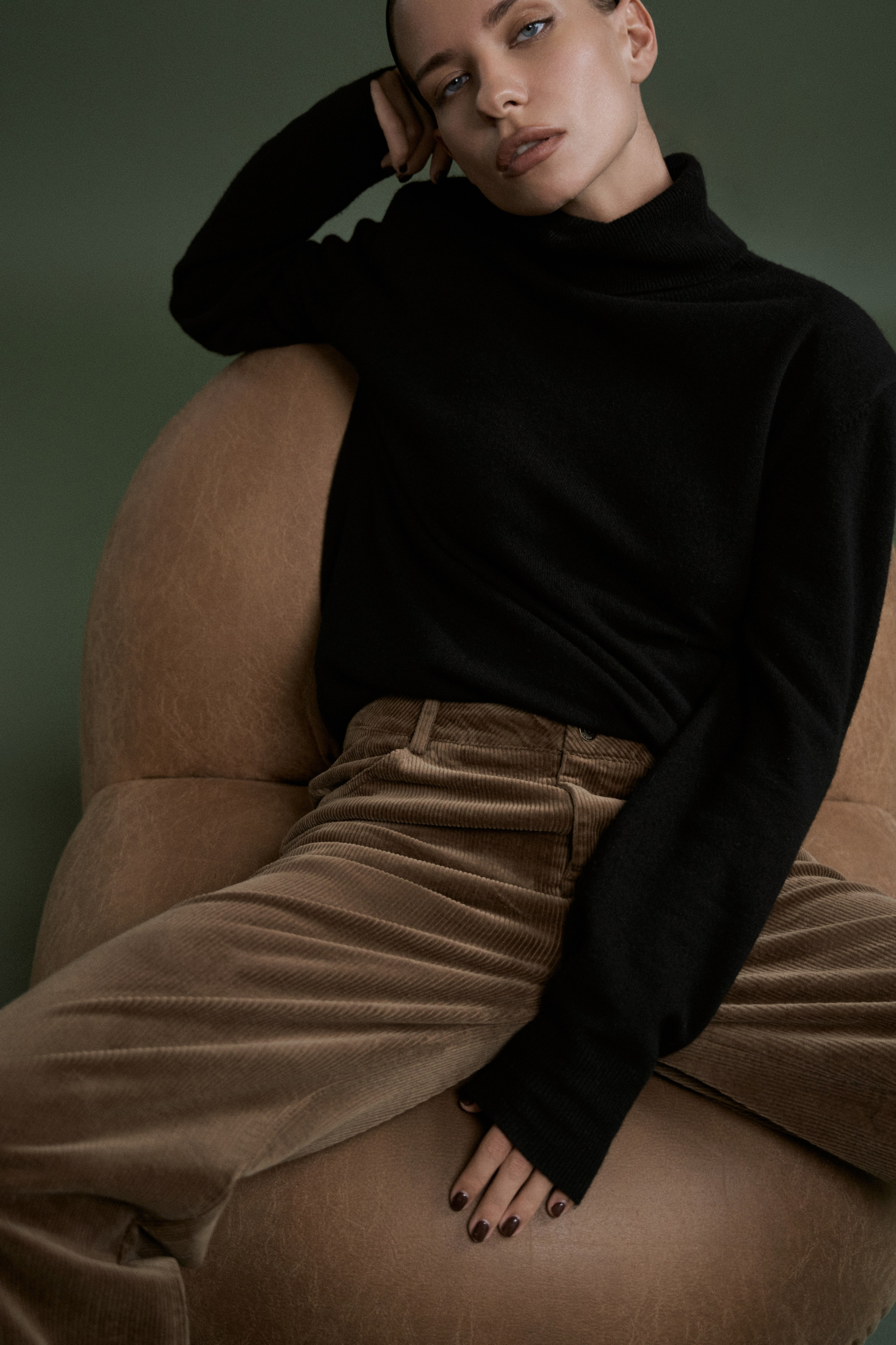 NEXTDORE. Фотограф для брендов, моделей и частных клиентов в Москве