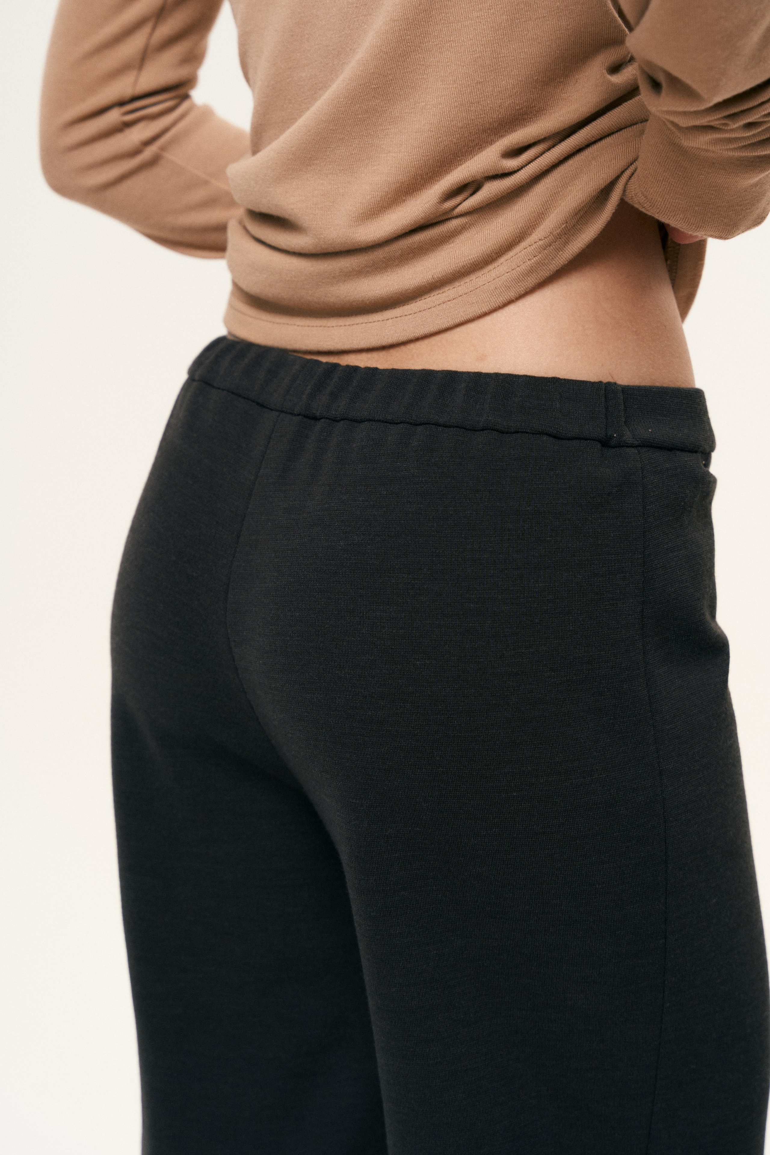 Prostor. Фотограф для брендов, моделей и частных клиентов в Москве