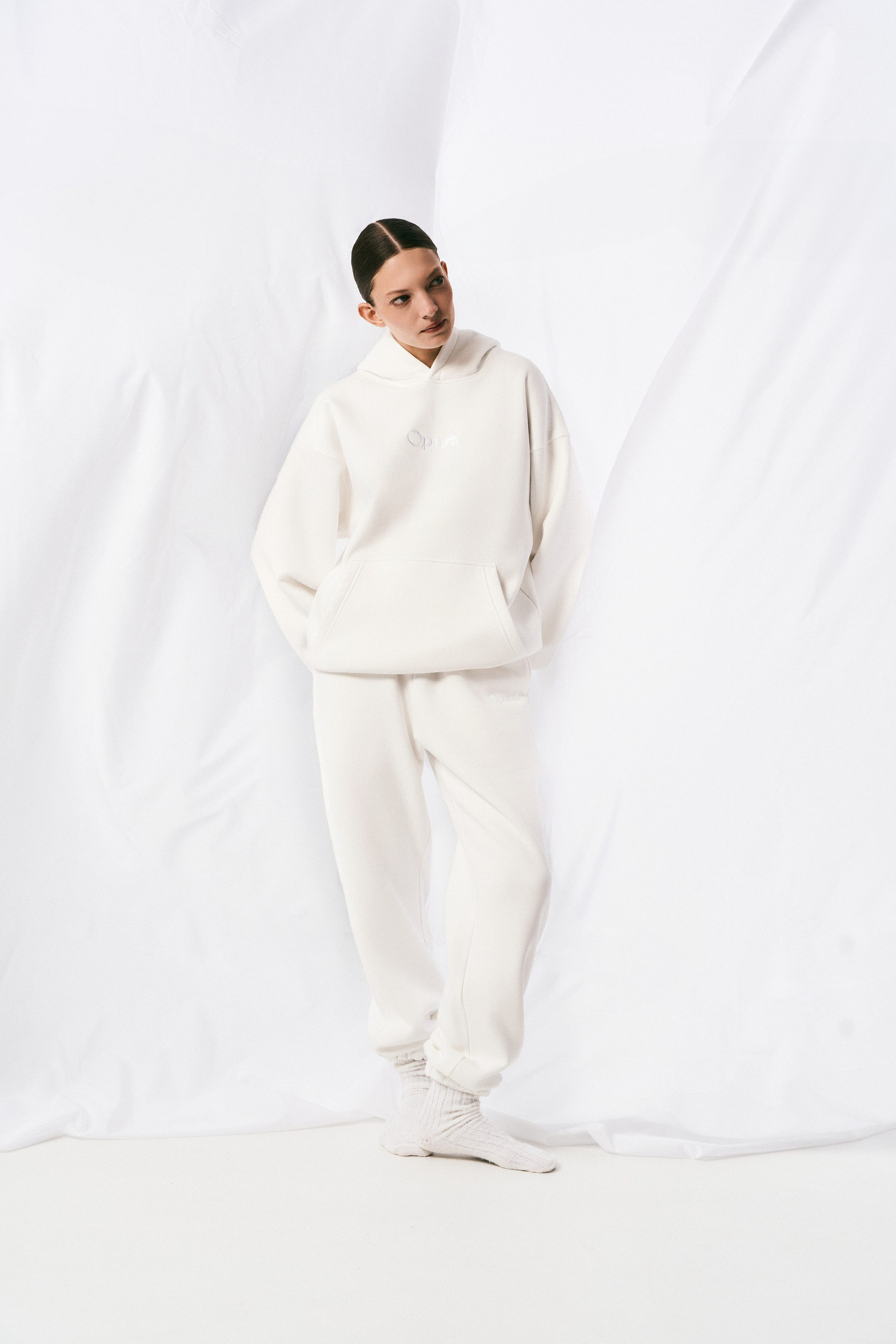 Opora. Фотограф для брендов, моделей и частных клиентов в Москве