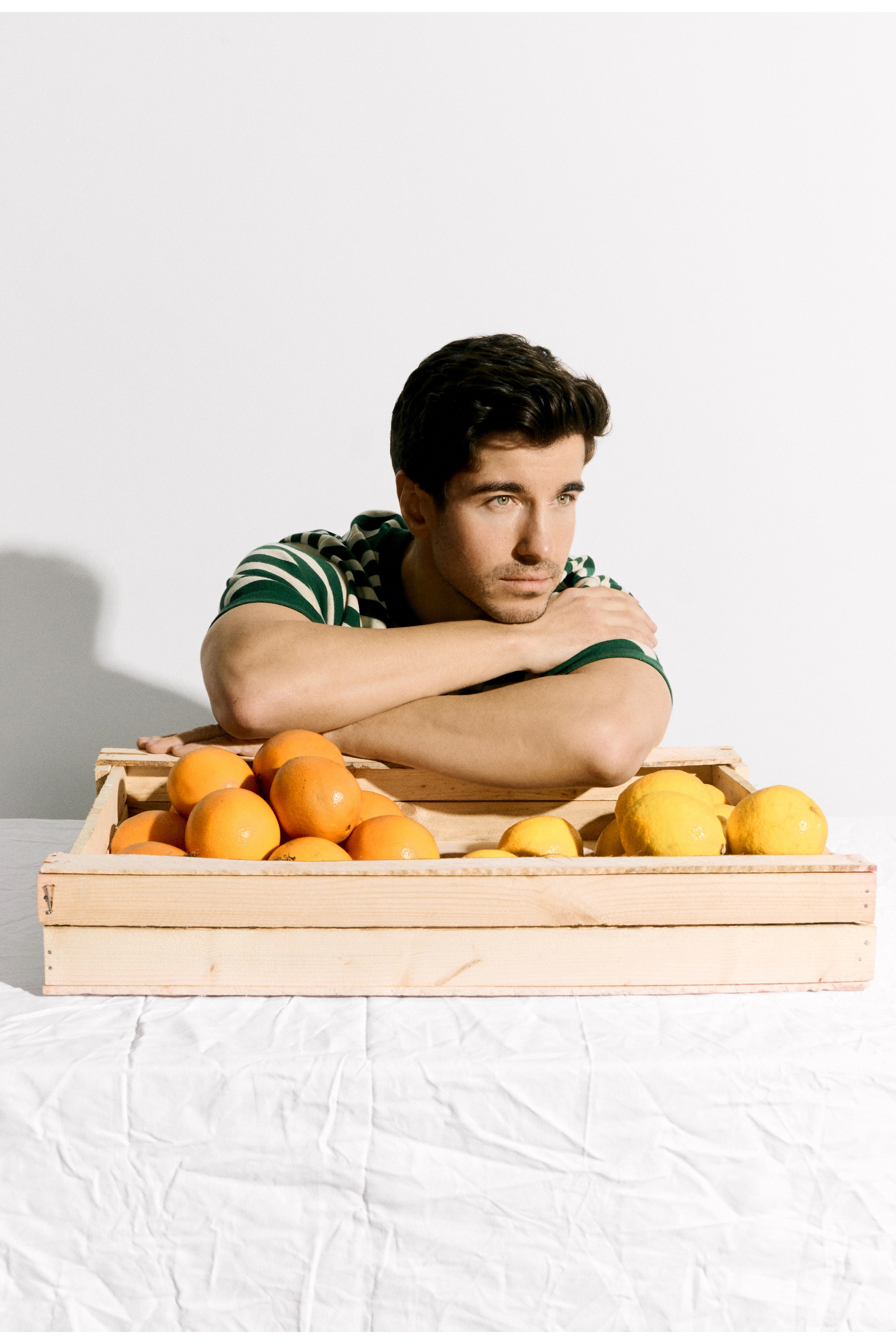 IVAN. Фотограф для брендов, моделей и частных клиентов в Москве