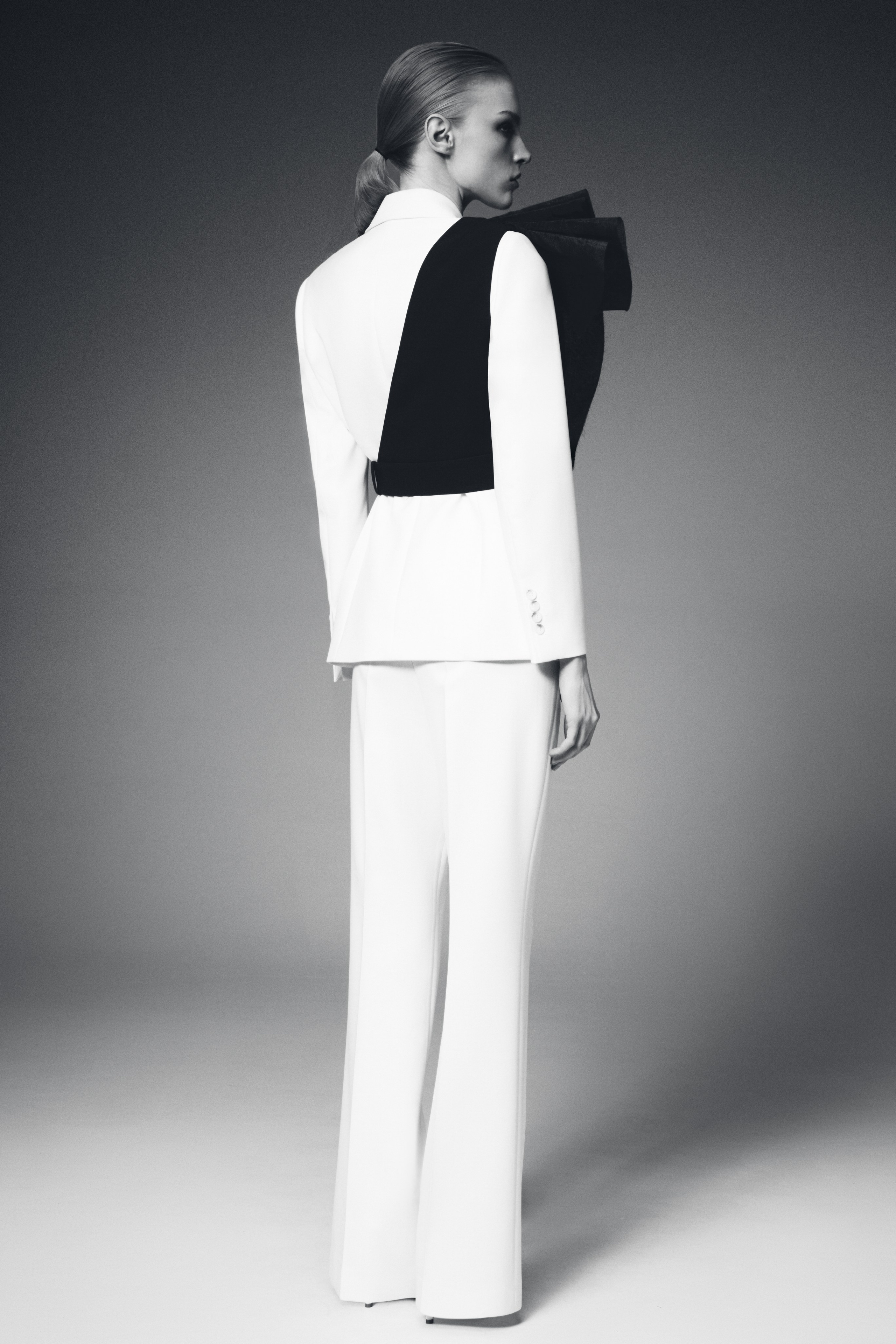 Vassa&Co. Фотограф для брендов, моделей и частных клиентов в Москве