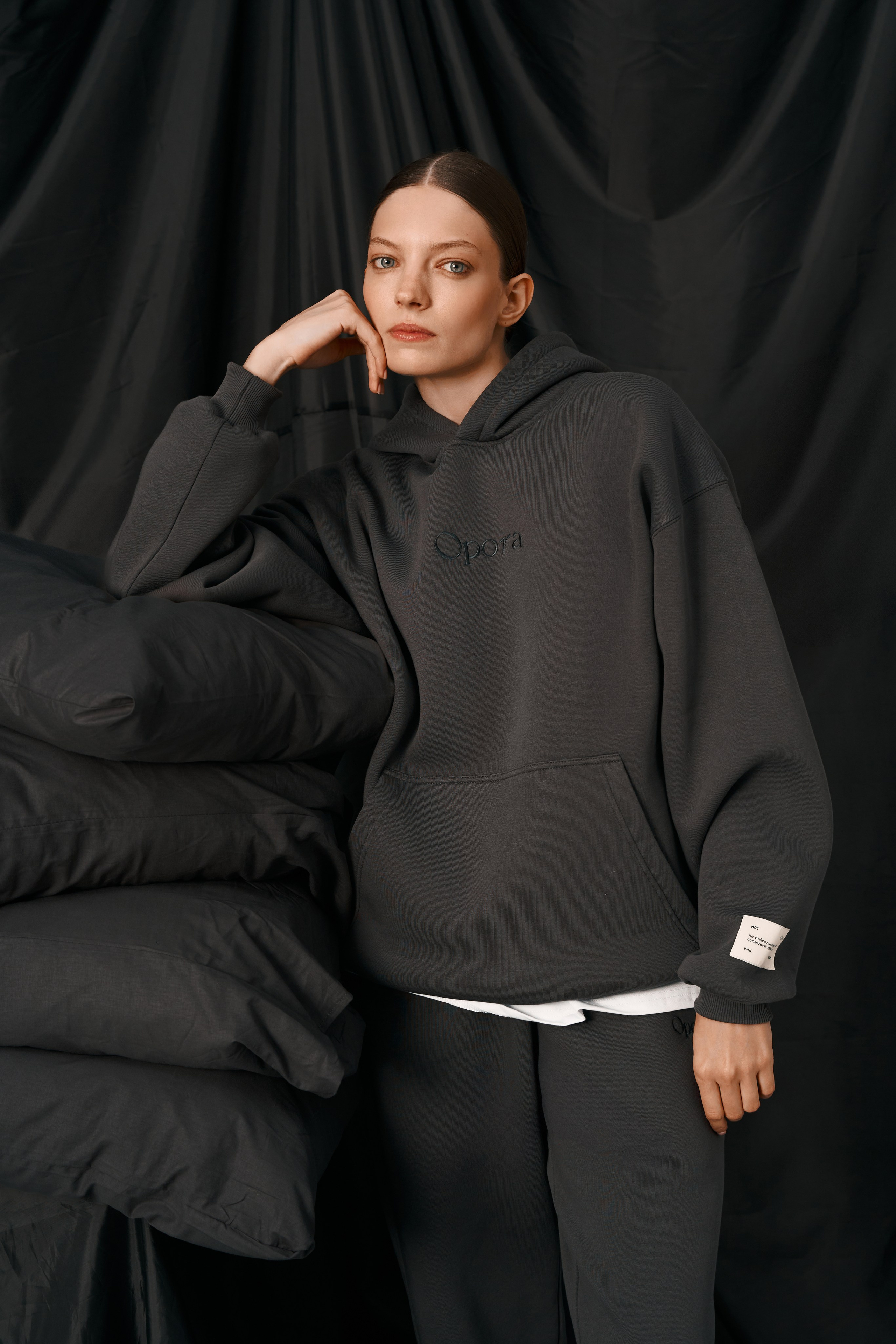 Opora. Фотограф для брендов, моделей и частных клиентов в Москве