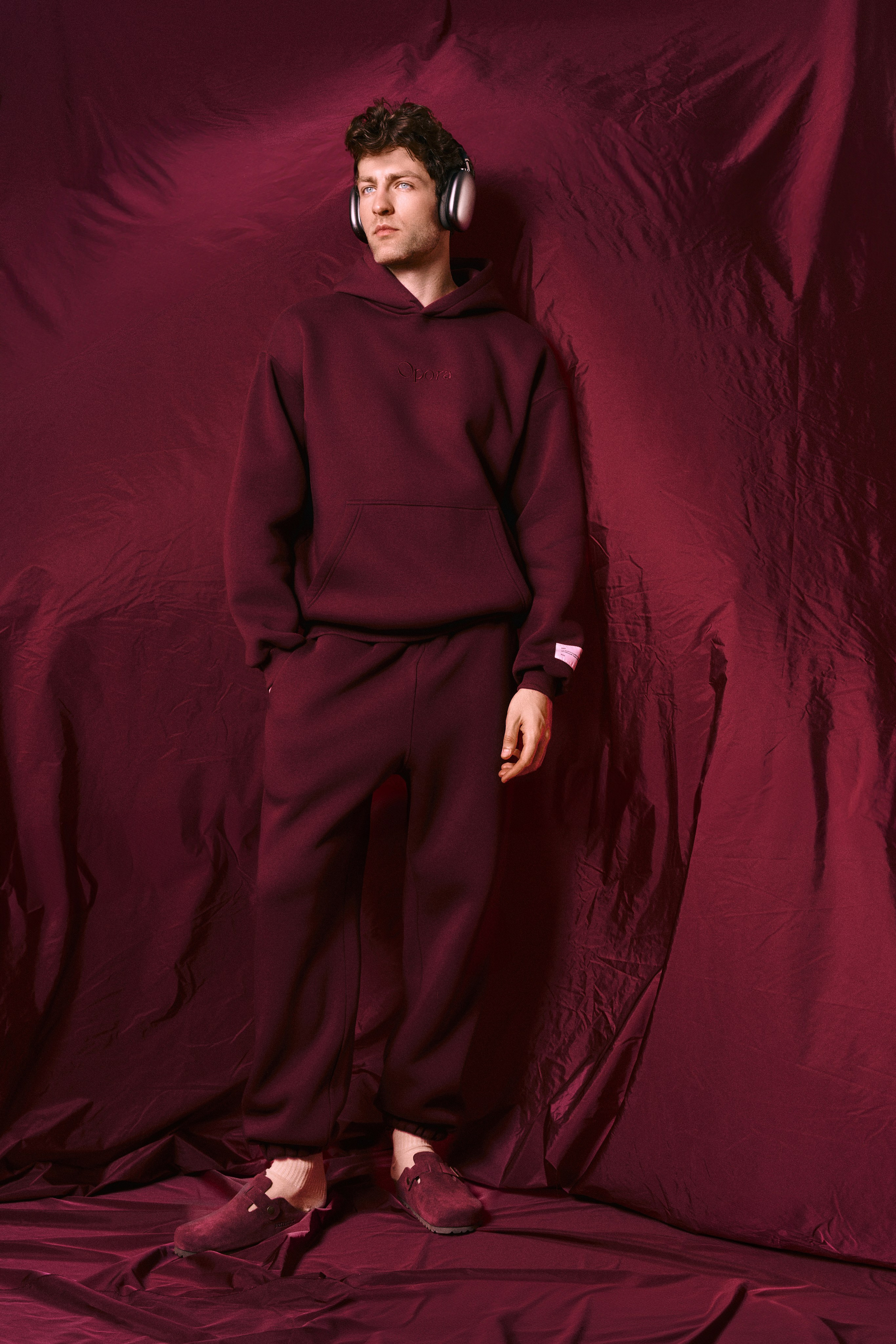 Opora. Фотограф для брендов, моделей и частных клиентов в Москве