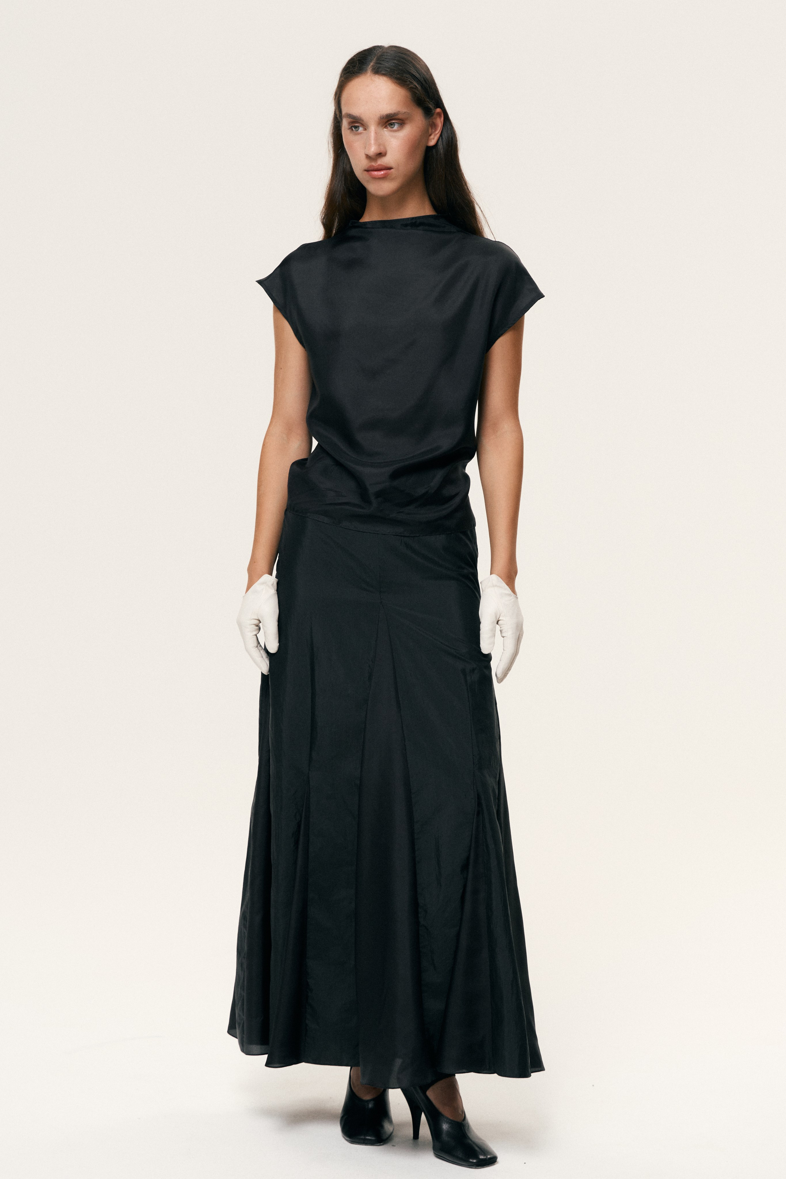 Prostor. Фотограф для брендов, моделей и частных клиентов в Москве