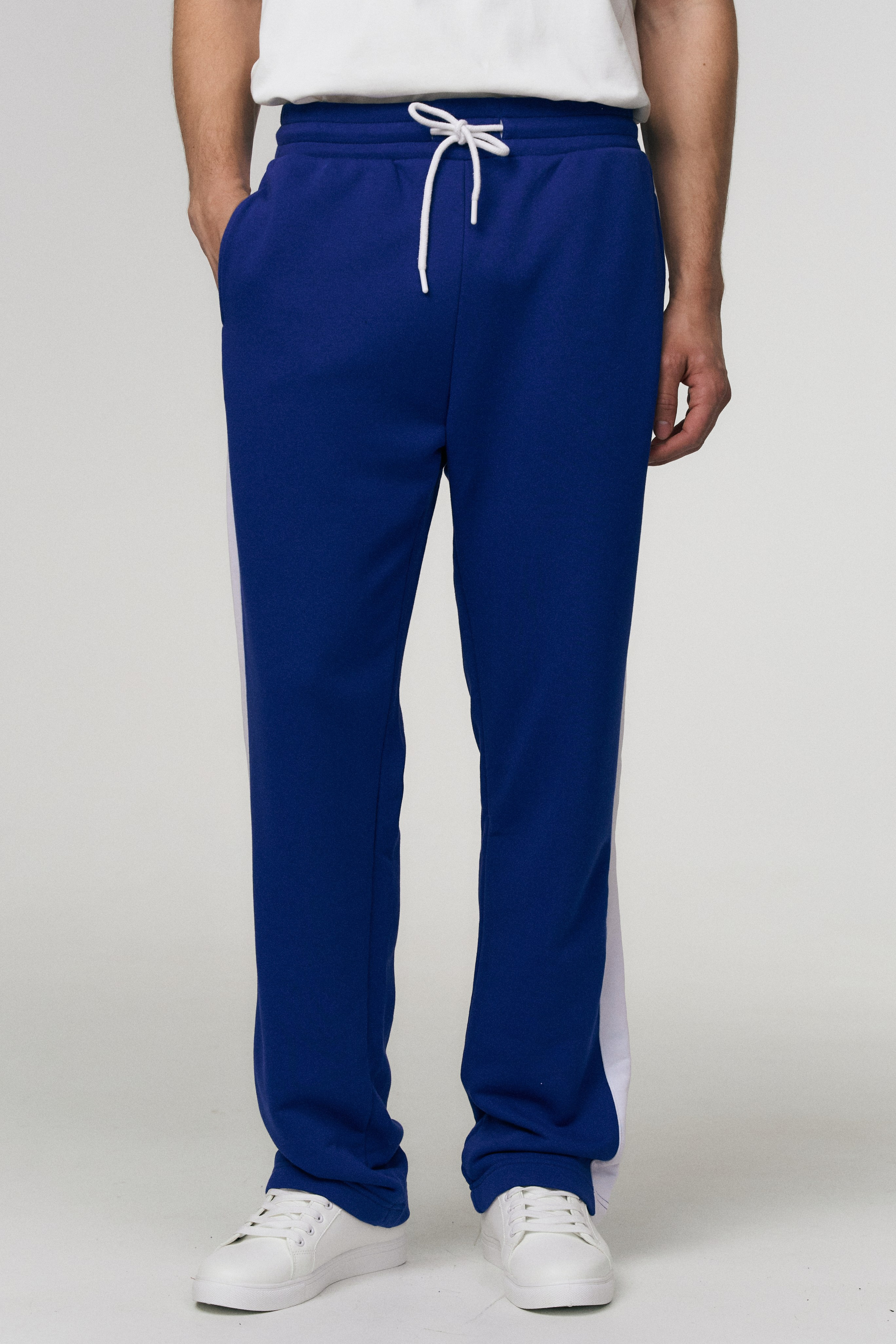 Gourji. Фотограф для брендов, моделей и частных клиентов в Москве