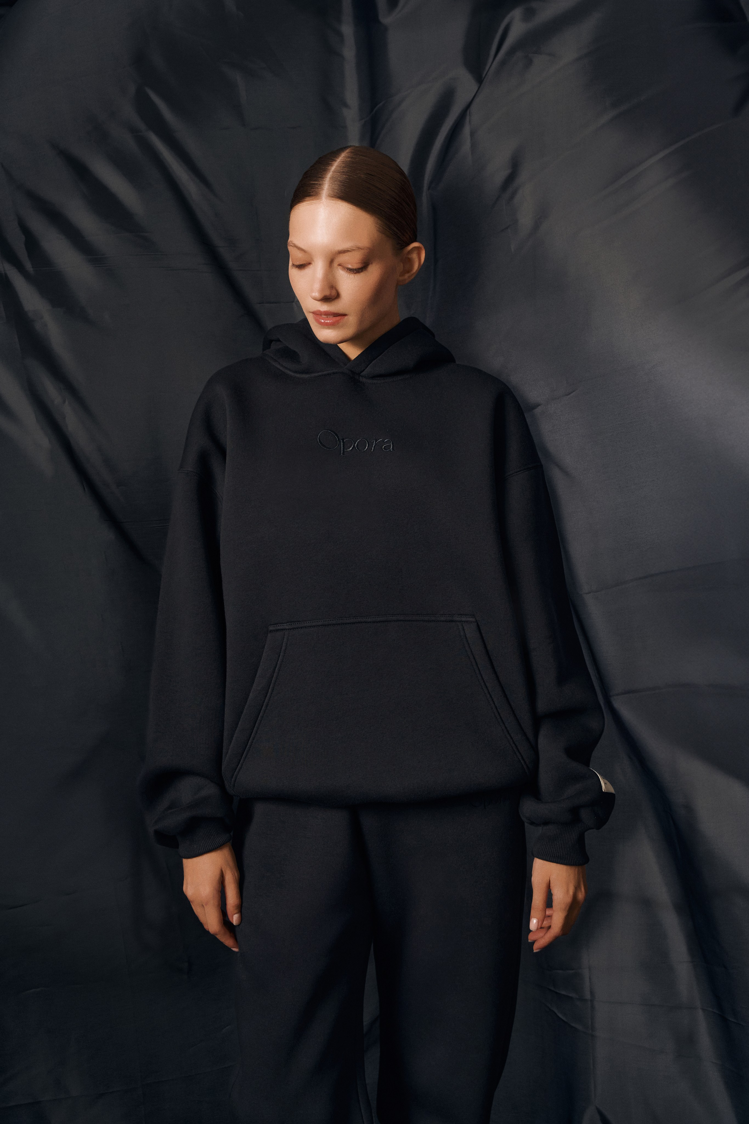 Opora. Фотограф для брендов, моделей и частных клиентов в Москве