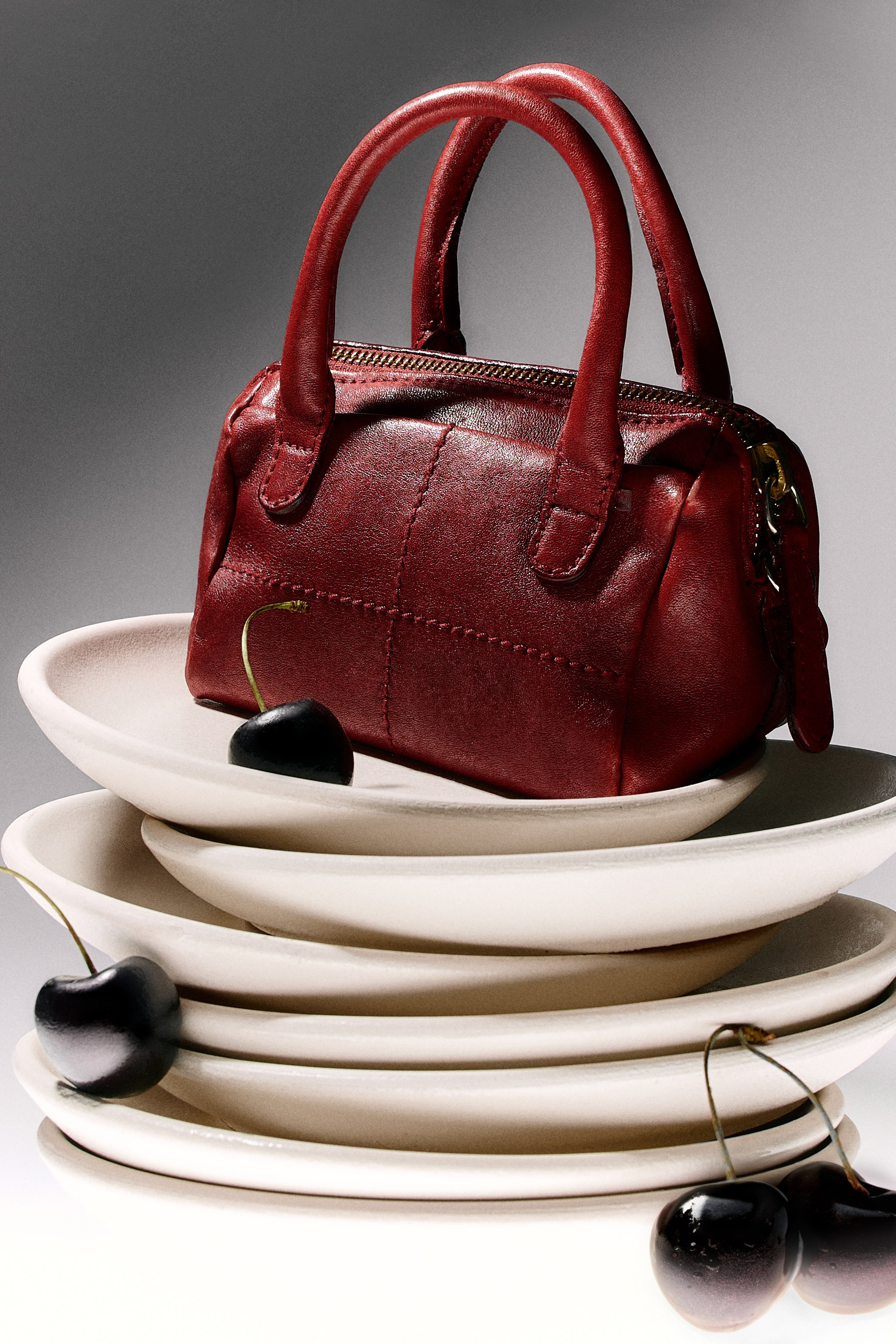 Съёмка украшений. Фотограф для брендов, моделей и частных клиентов в Москве