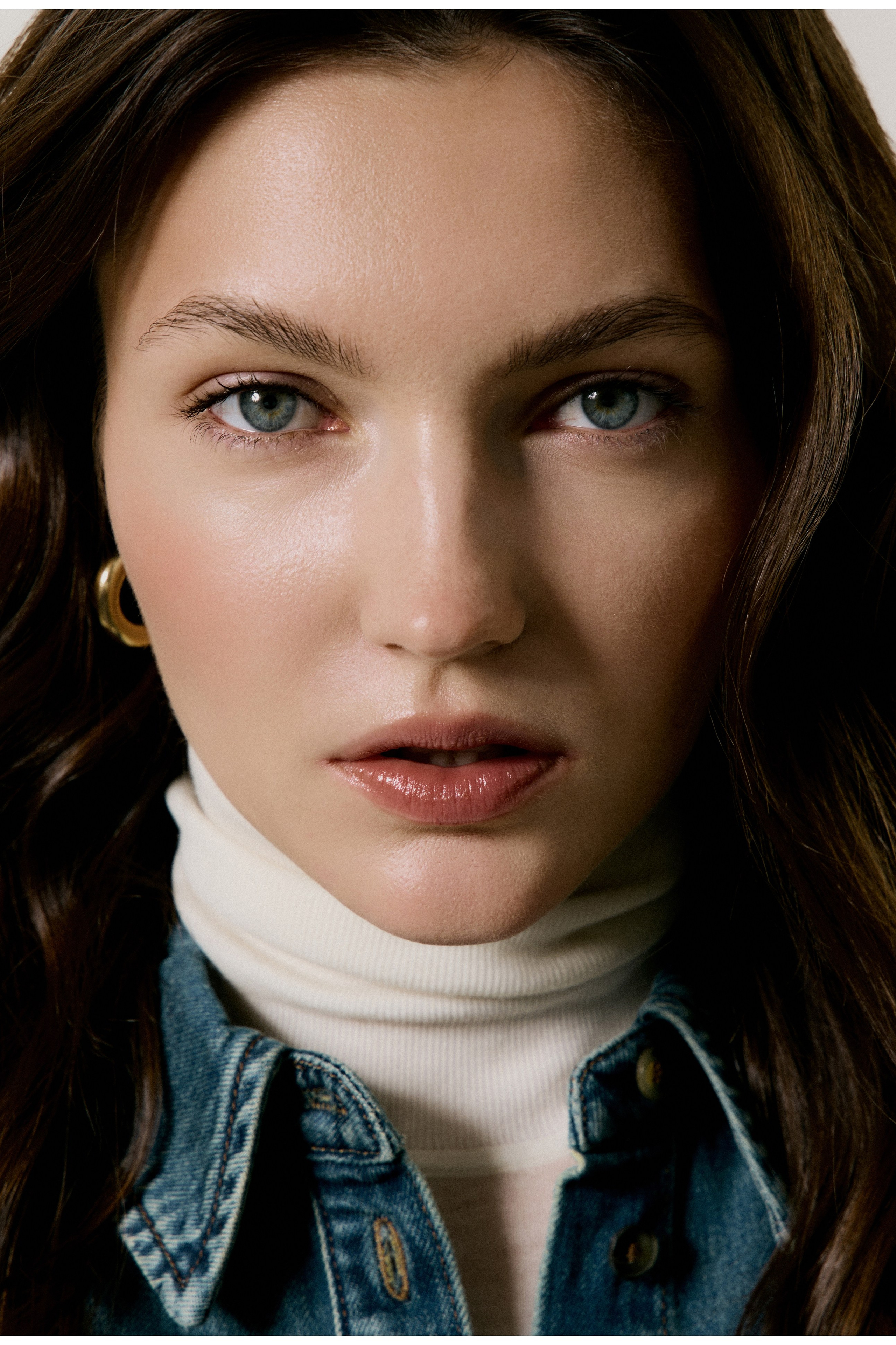 OLYA. Фотограф для брендов, моделей и частных клиентов в Москве