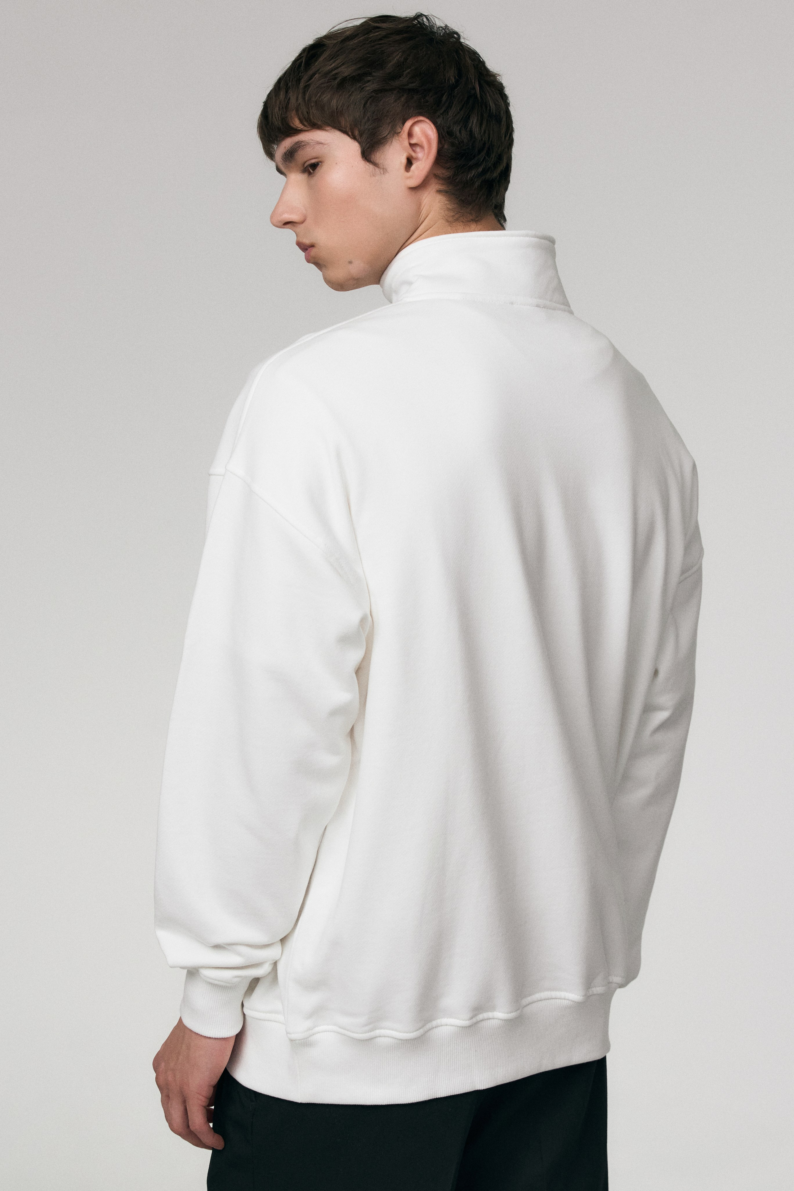 Gourji. Фотограф для брендов, моделей и частных клиентов в Москве