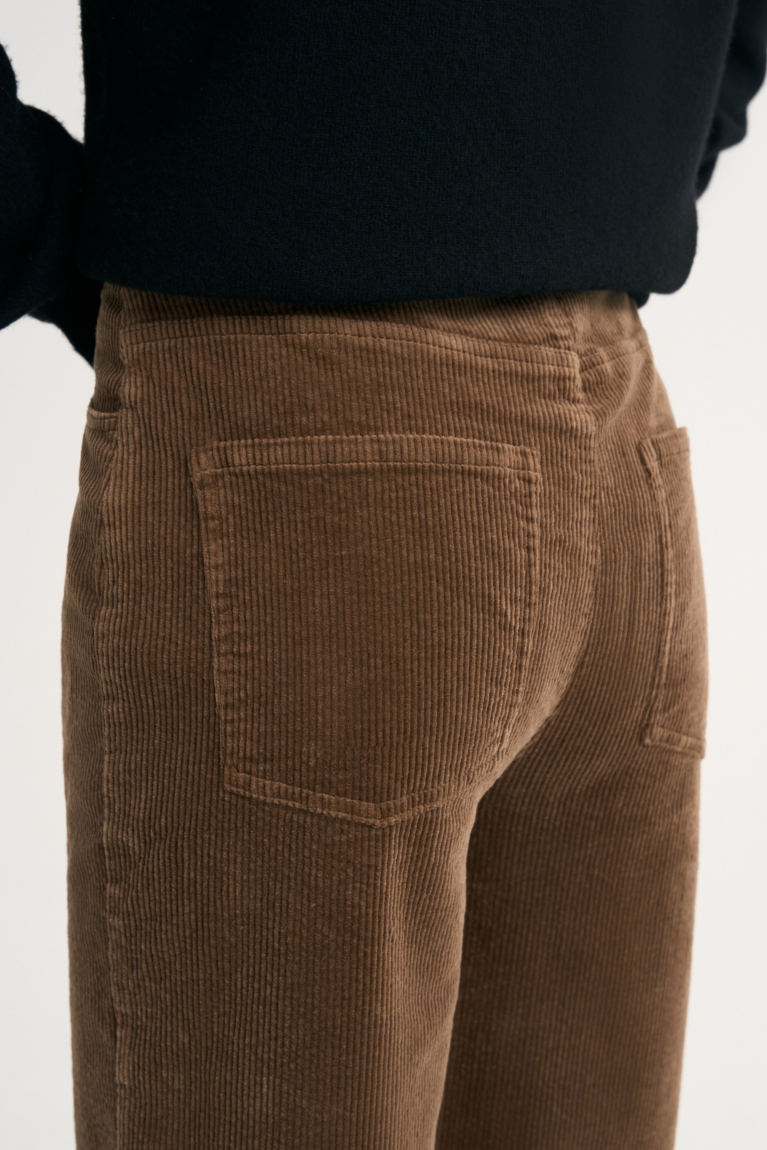 NEXTDORE. Фотограф для брендов, моделей и частных клиентов в Москве