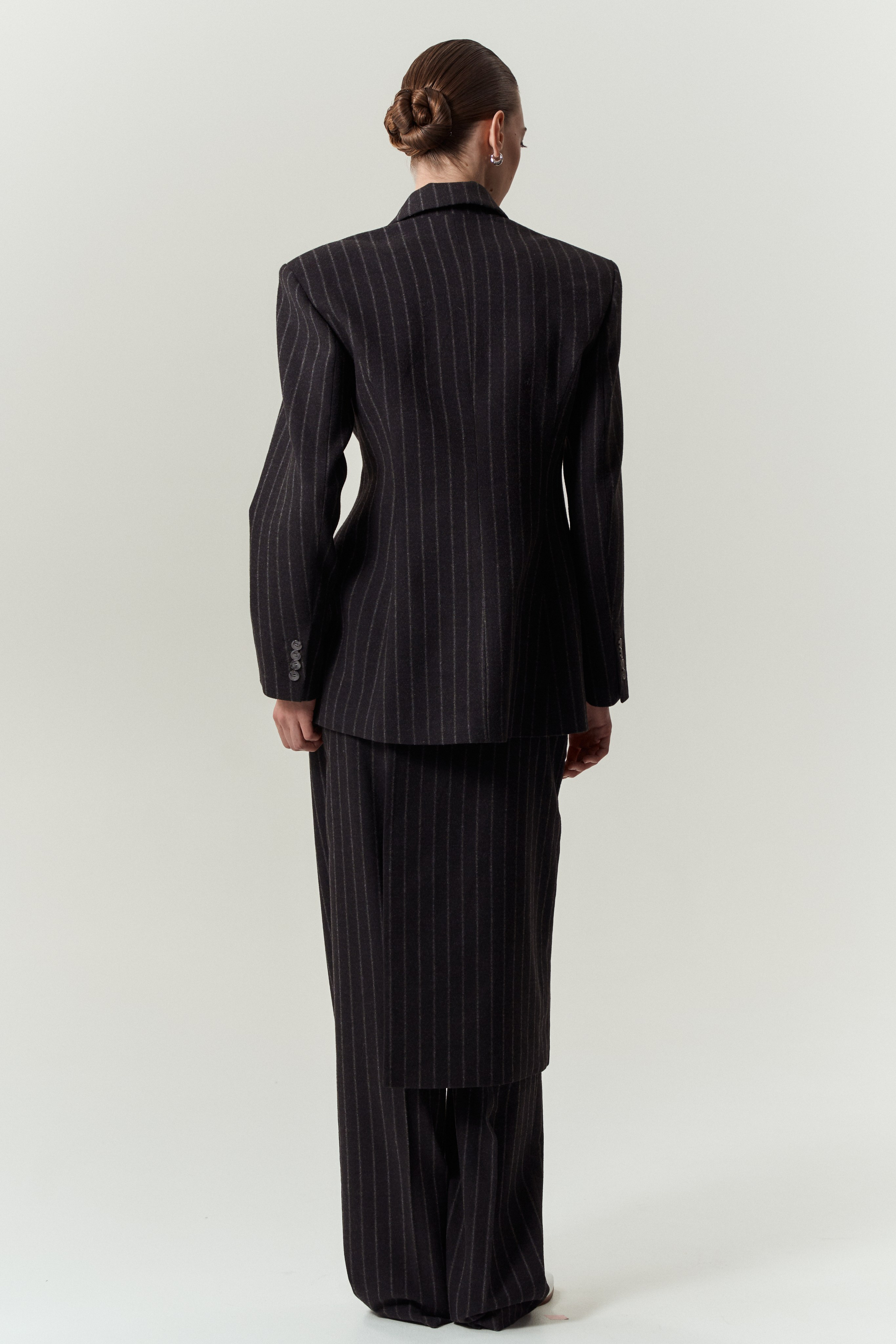 Jvis. Фотограф для брендов, моделей и частных клиентов в Москве