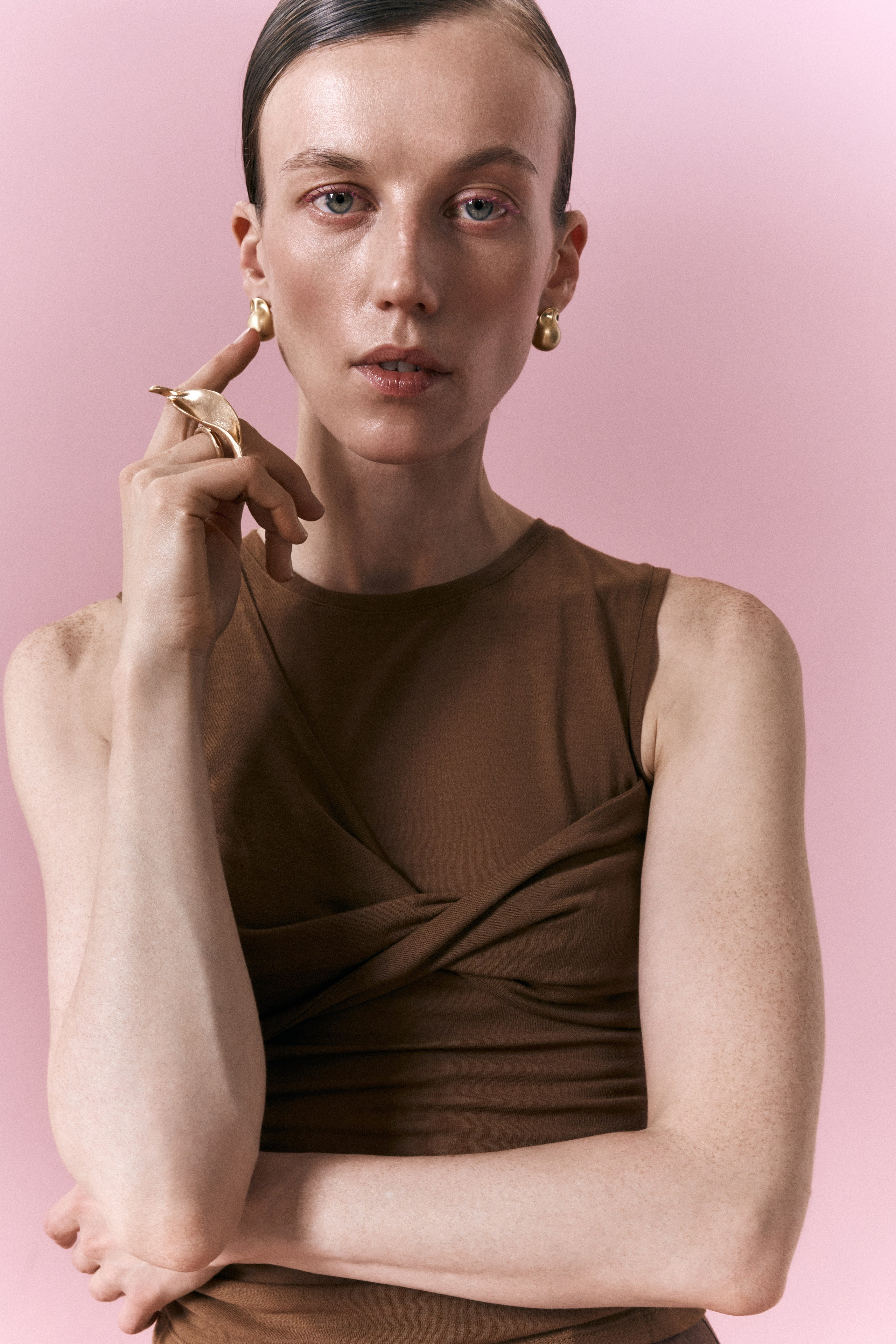 Jvis. Фотограф для брендов, моделей и частных клиентов в Москве