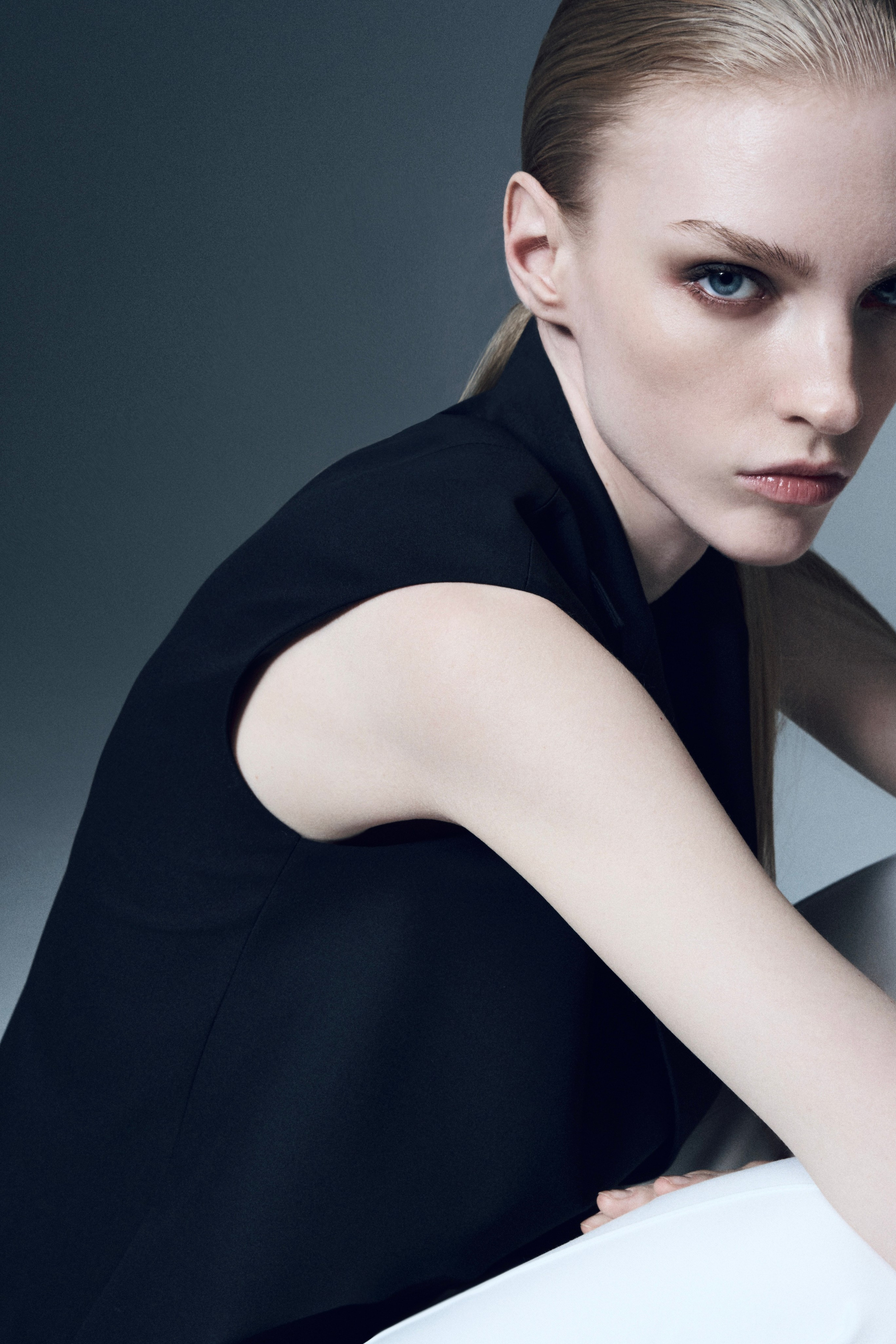 Vassa&Co. Фотограф для брендов, моделей и частных клиентов в Москве