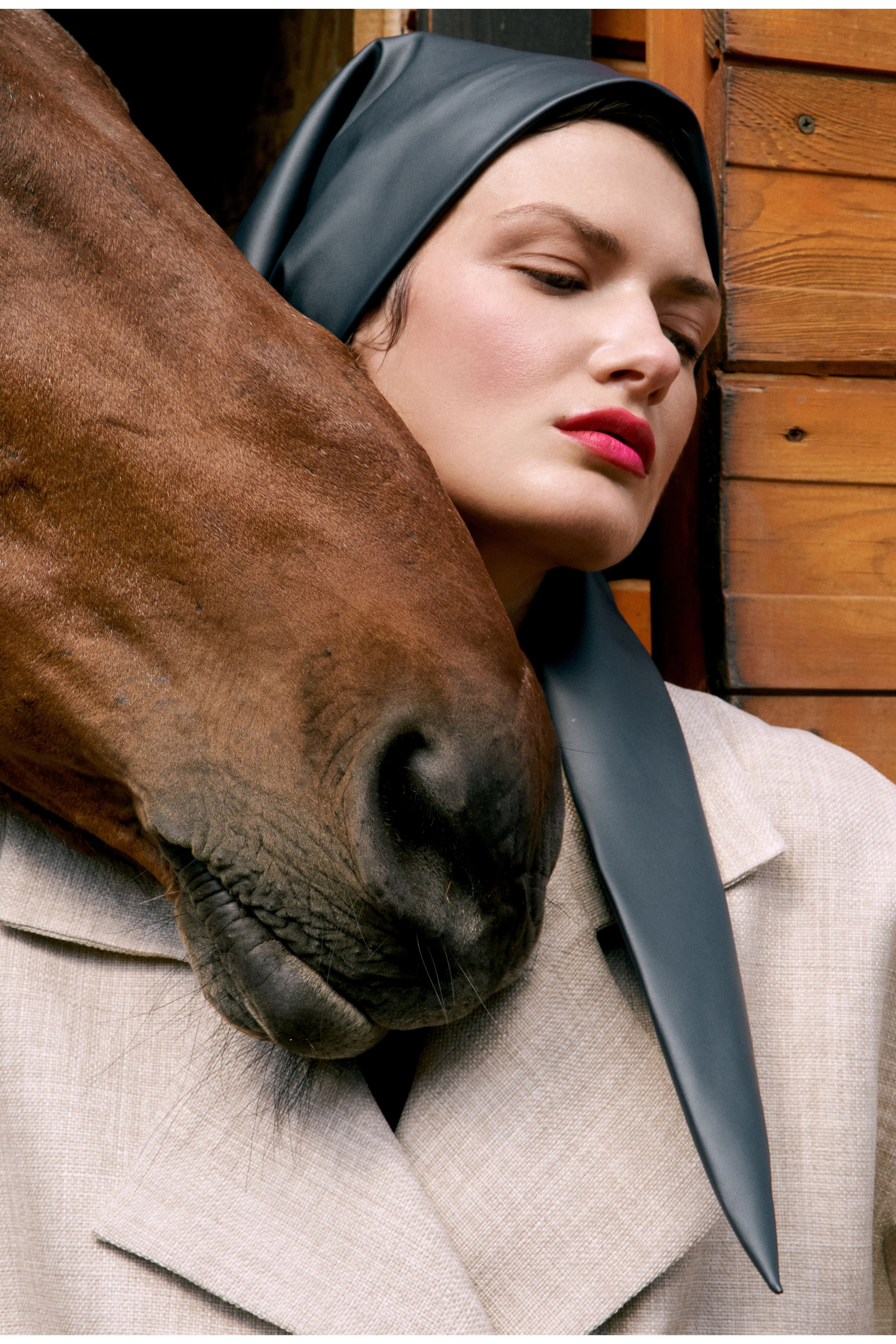 HORSE. Фотограф для брендов, моделей и частных клиентов в Москве