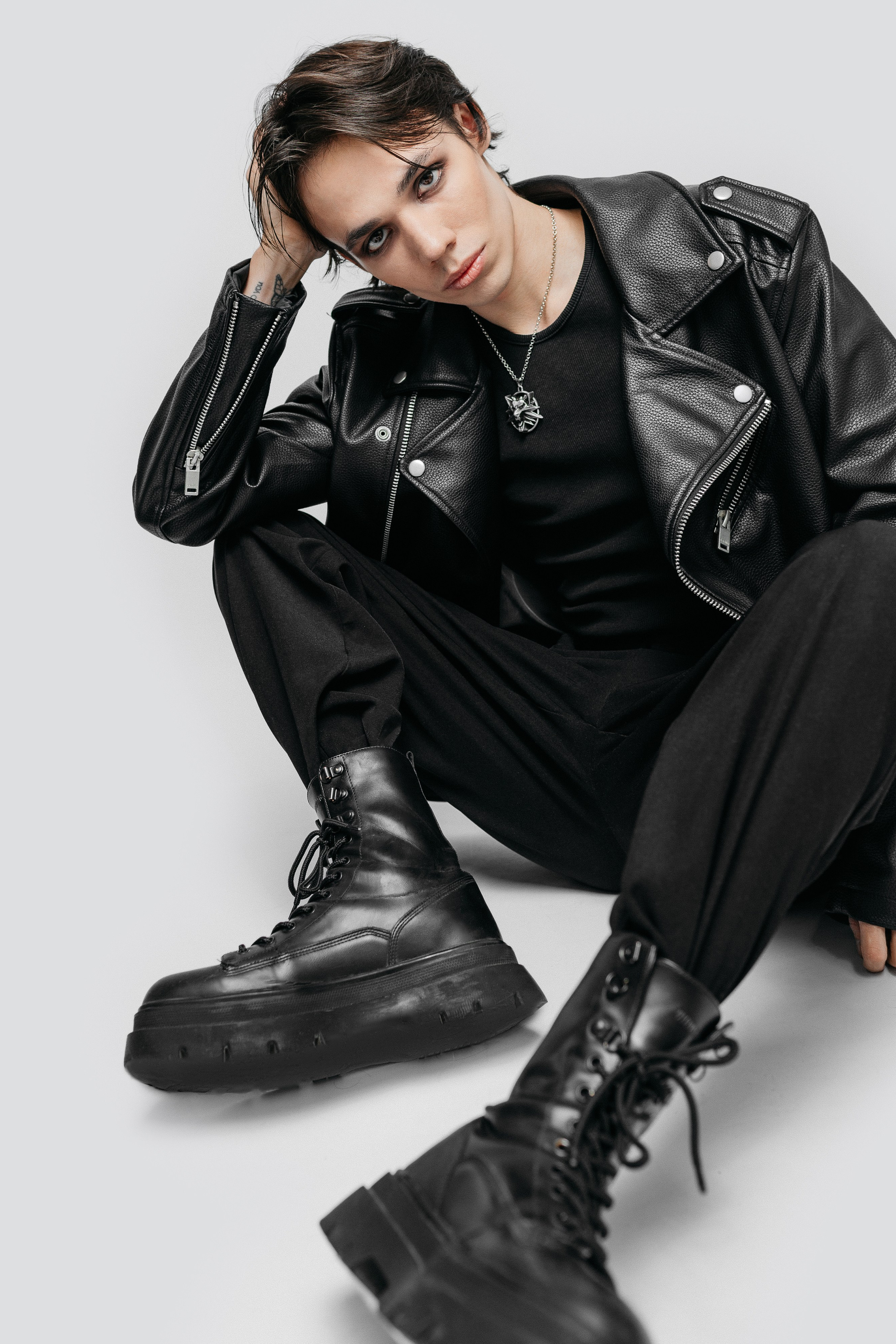 Crazy World. ВИЗУАЛЬНЫЙ КОНТЕНТ ДЛЯ ЭКСПЕРТОВ И БРЕНДОВ