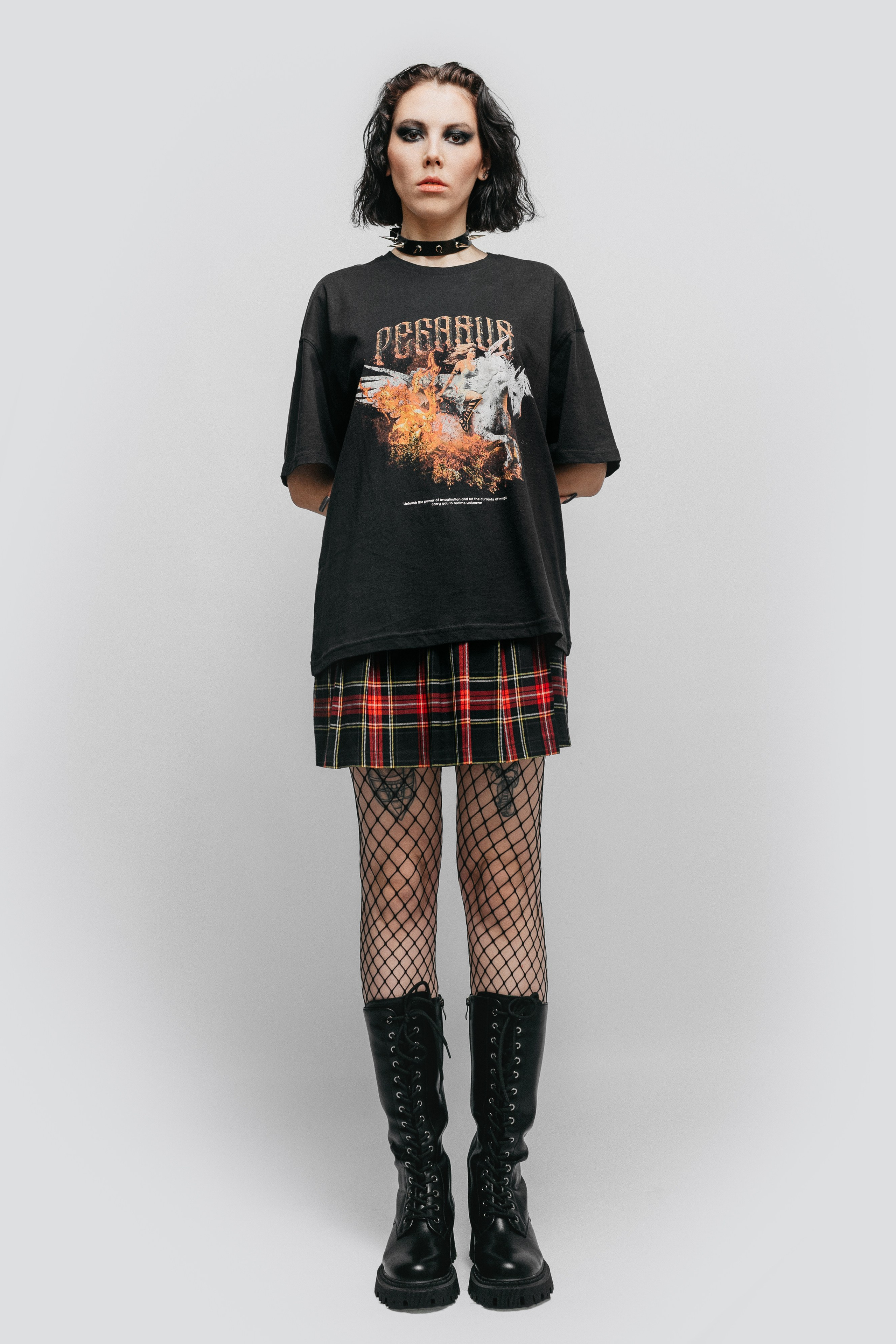 Crazy World. ВИЗУАЛЬНЫЙ КОНТЕНТ ДЛЯ ЭКСПЕРТОВ И БРЕНДОВ