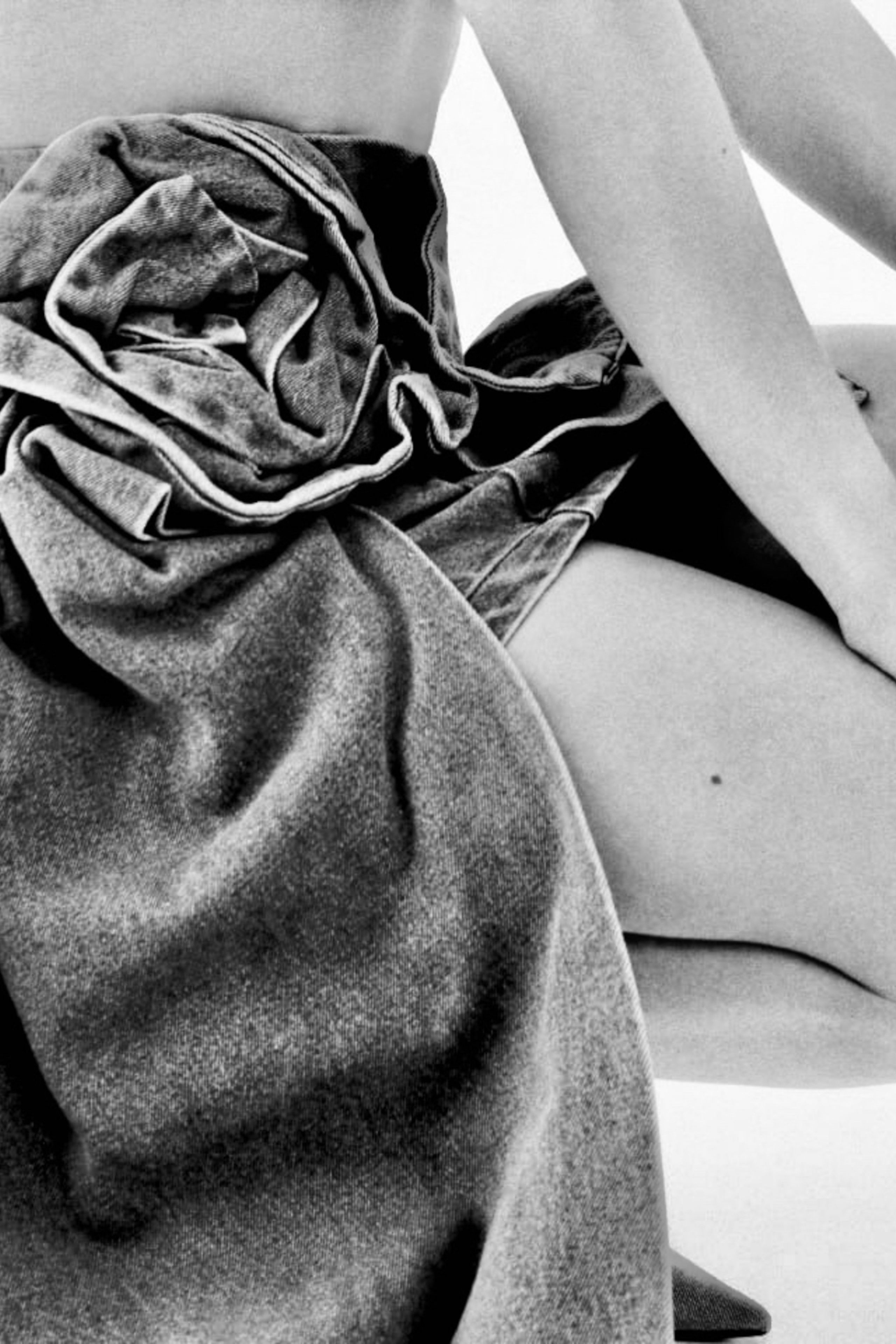 MIXED-BRAND FASHION EDITORIAL