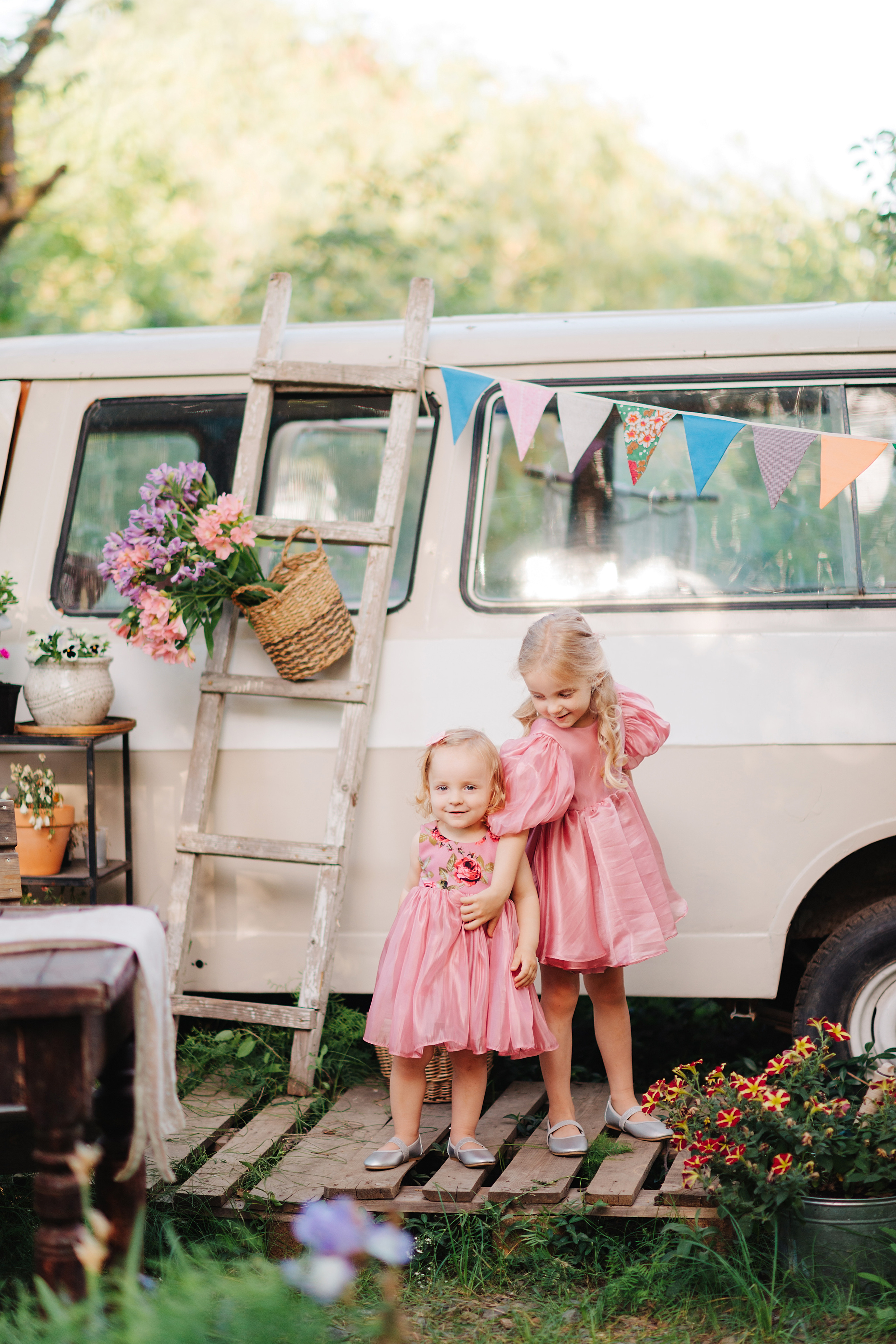 День рождения сестренок