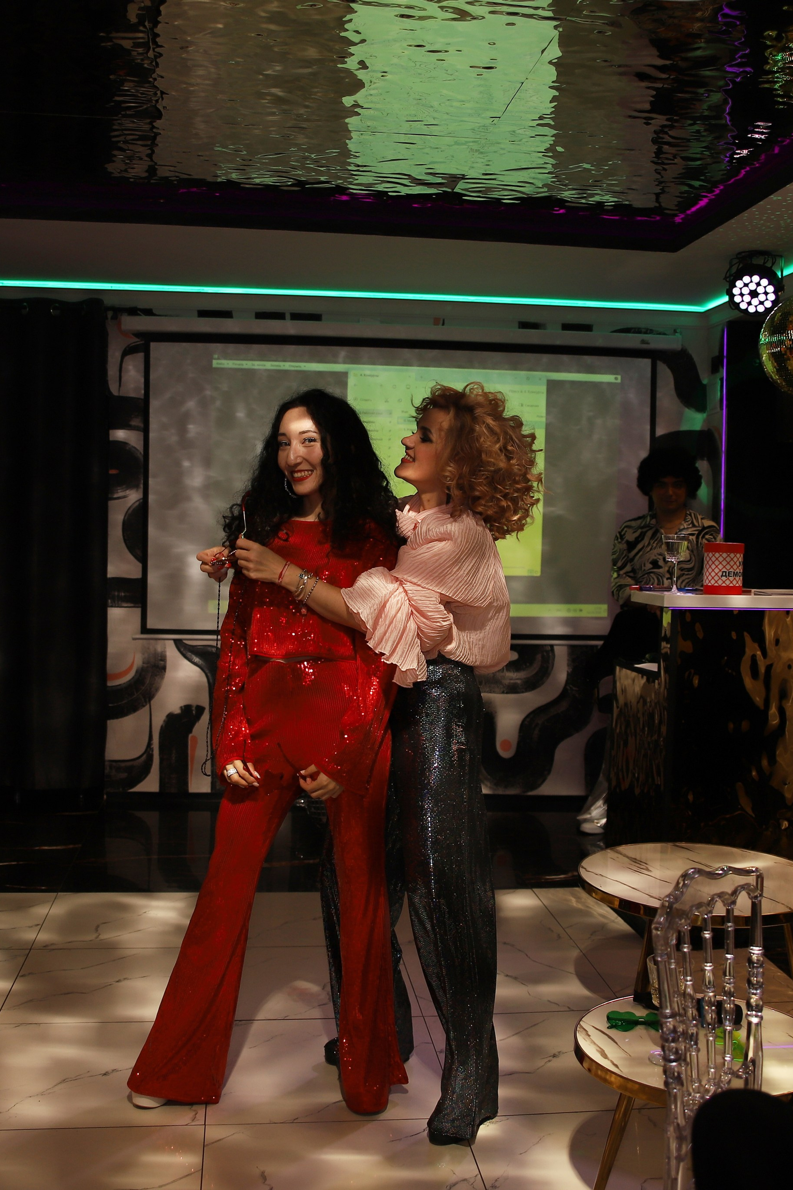 30-летие в стиле DISCO 80. Прончатова Алина. Фотограф для семейных, церковных и свадебных съёмок