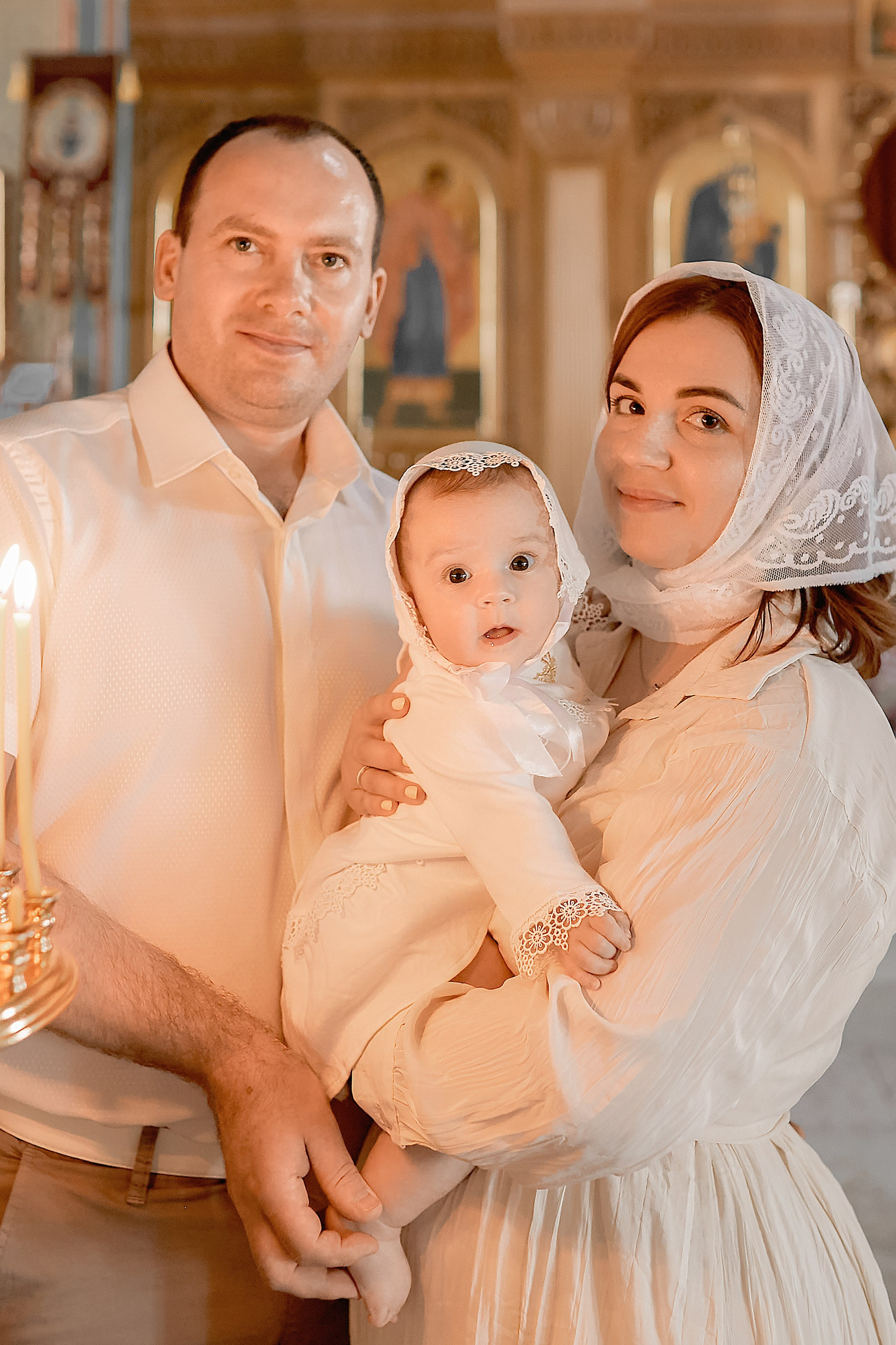 Церковь Николая Чудотворца в Покровском.Фотограф на крещение,фотограф на венчание.Крестильная одежда,купель.Фотограф в Москве Прончатова Алина семейный фотограф в Москве,Бутово,Одинцово,Видное,Подольск.Кирилл Сладков