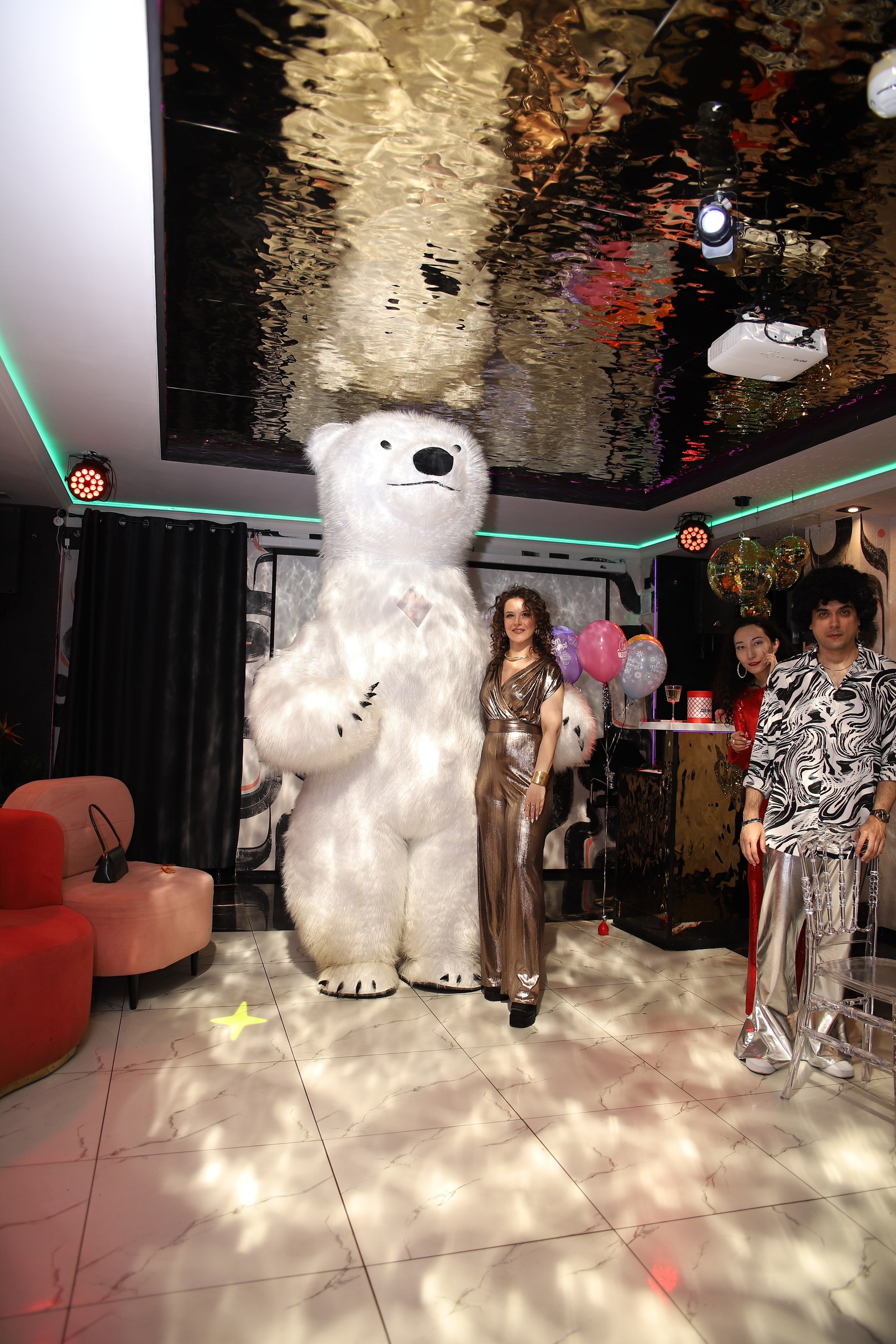 30-летие в стиле DISCO 80. Прончатова Алина. Фотограф для семейных, церковных и свадебных съёмок