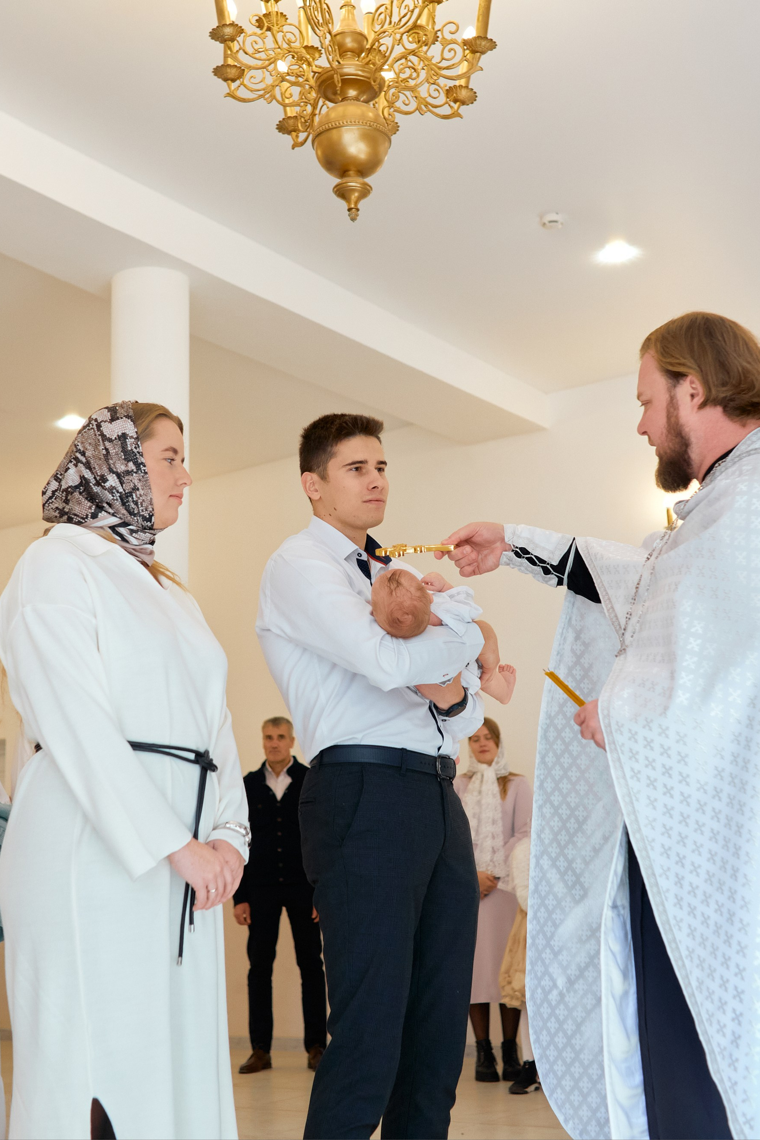 Крещение в Подольске в храме Живоначальной Троицы. Прончатова Алина. Фотограф для семейных, церковных и свадебных съёмок