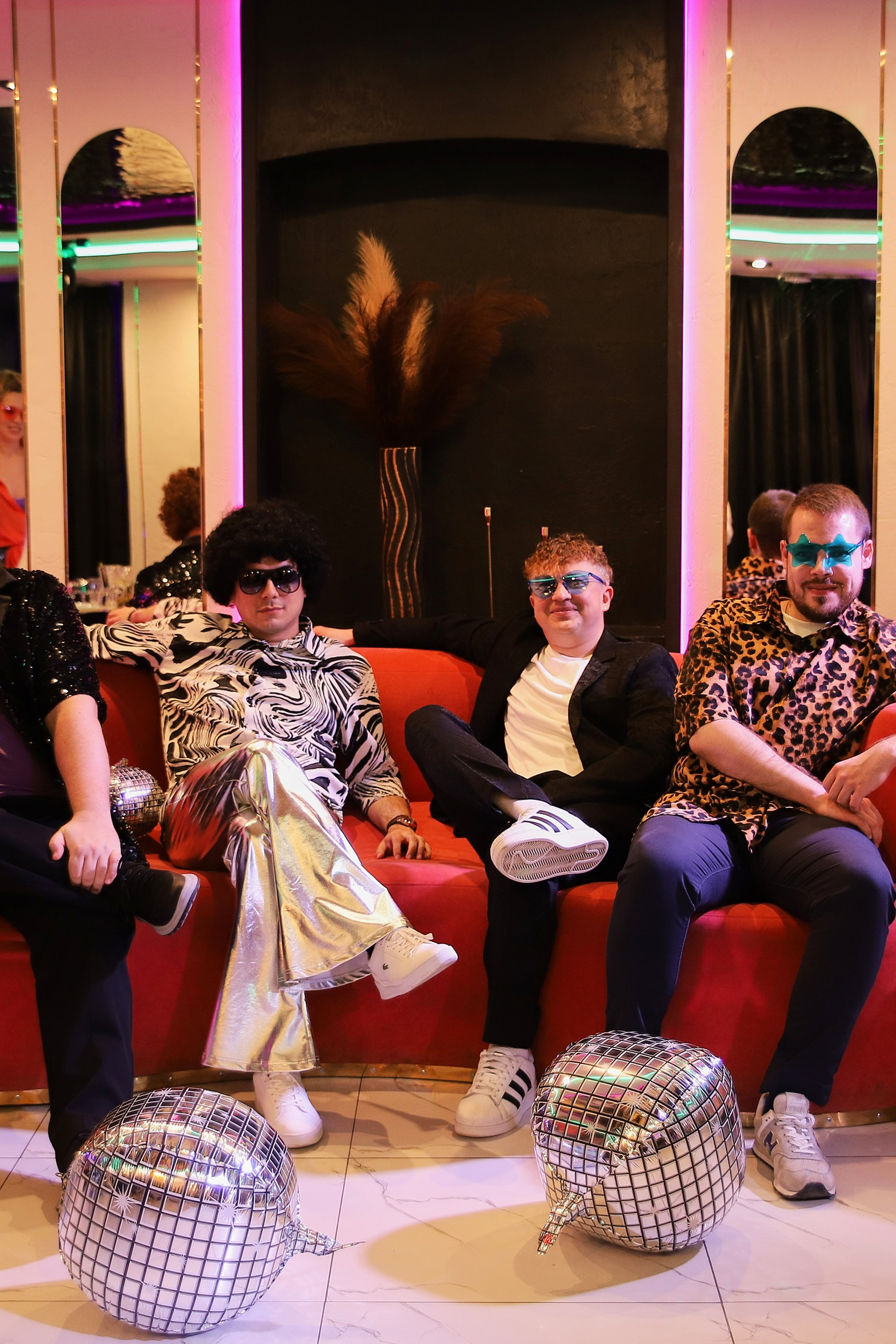 30-летие в стиле DISCO 80. Прончатова Алина. Фотограф для семейных, церковных и свадебных съёмок