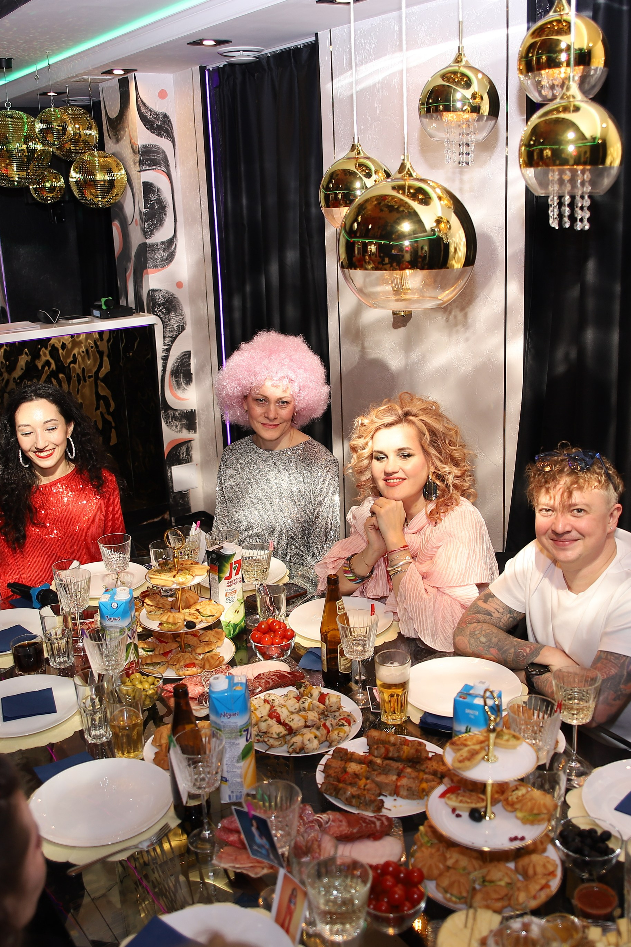 30-летие в стиле DISCO 80. Прончатова Алина. Фотограф для семейных, церковных и свадебных съёмок