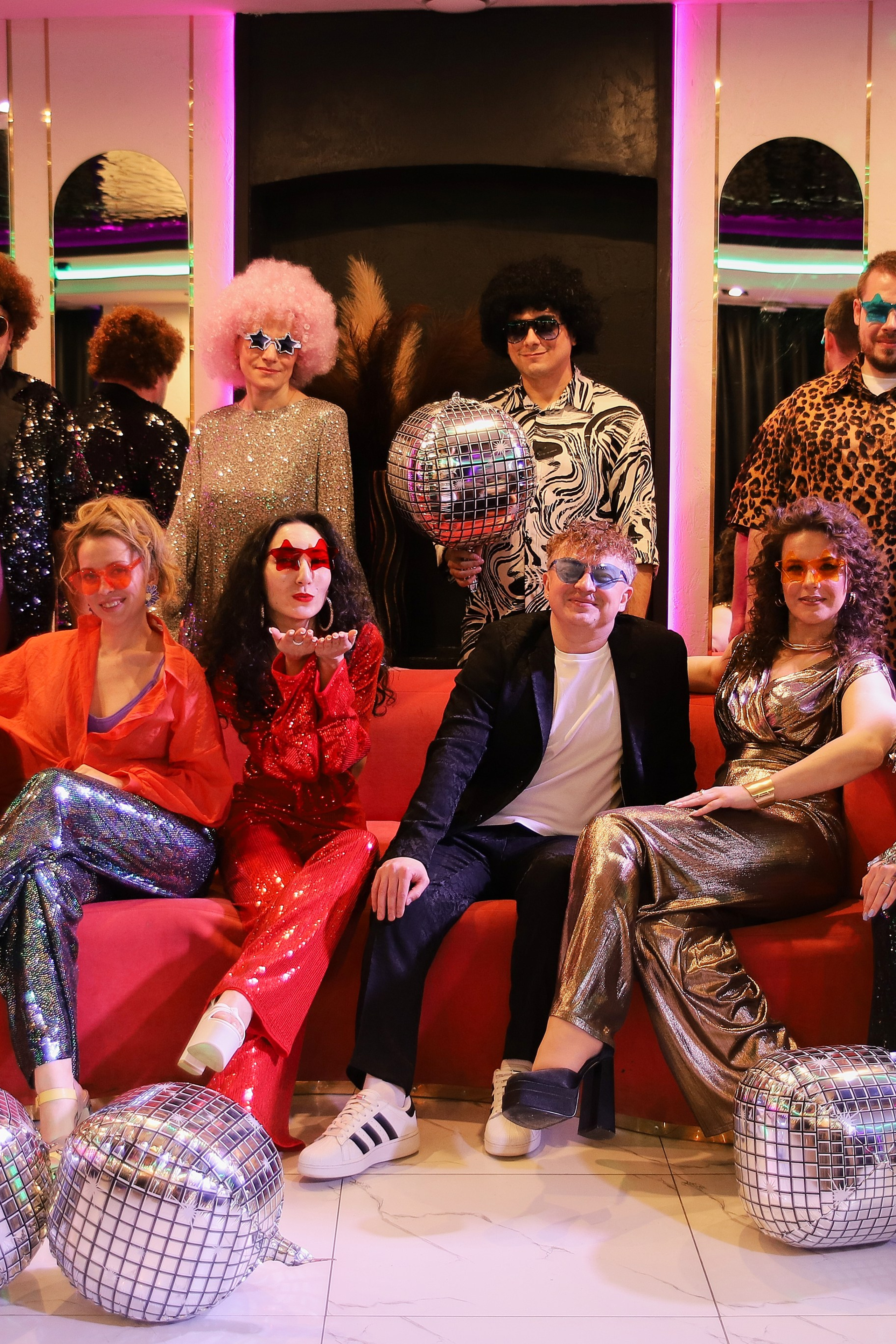 30-летие в стиле DISCO 80. Прончатова Алина. Фотограф для семейных, церковных и свадебных съёмок