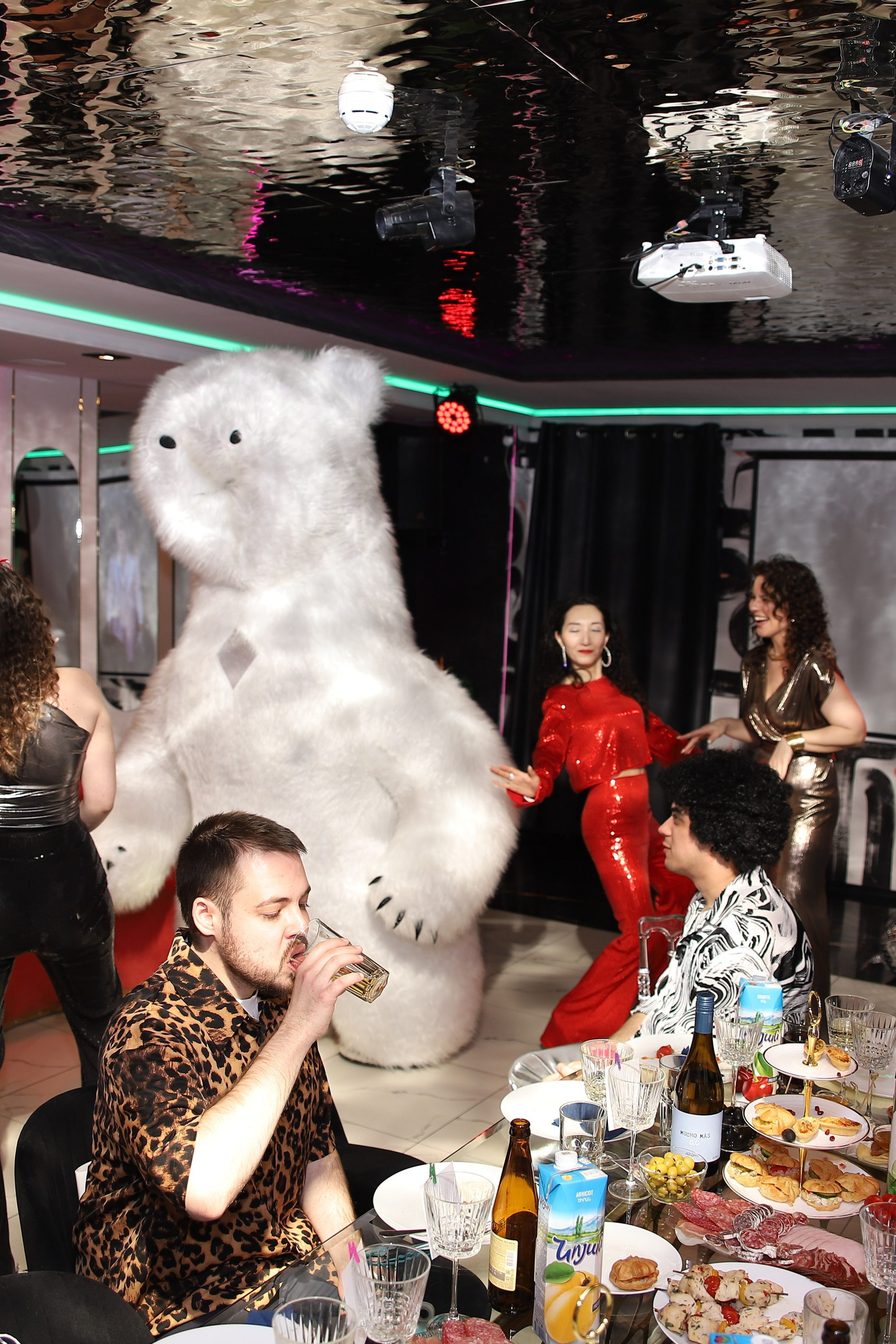 30-летие в стиле DISCO 80. Прончатова Алина. Фотограф для семейных, церковных и свадебных съёмок