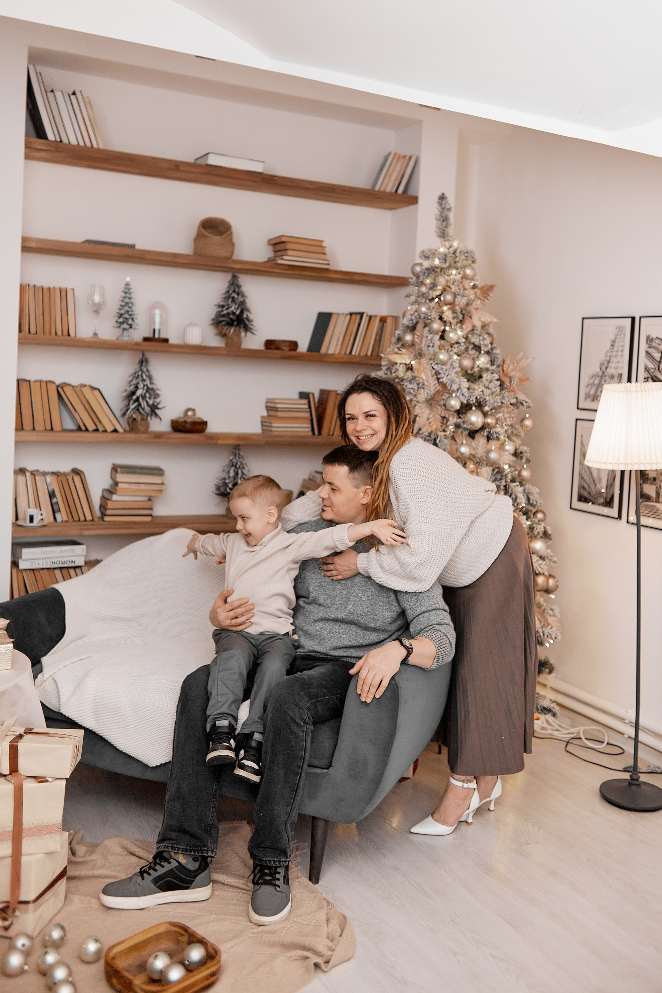 Бахметова Анастасия с семьёй. Прончатова Алина. Фотограф для семейных, церковных и свадебных съёмок