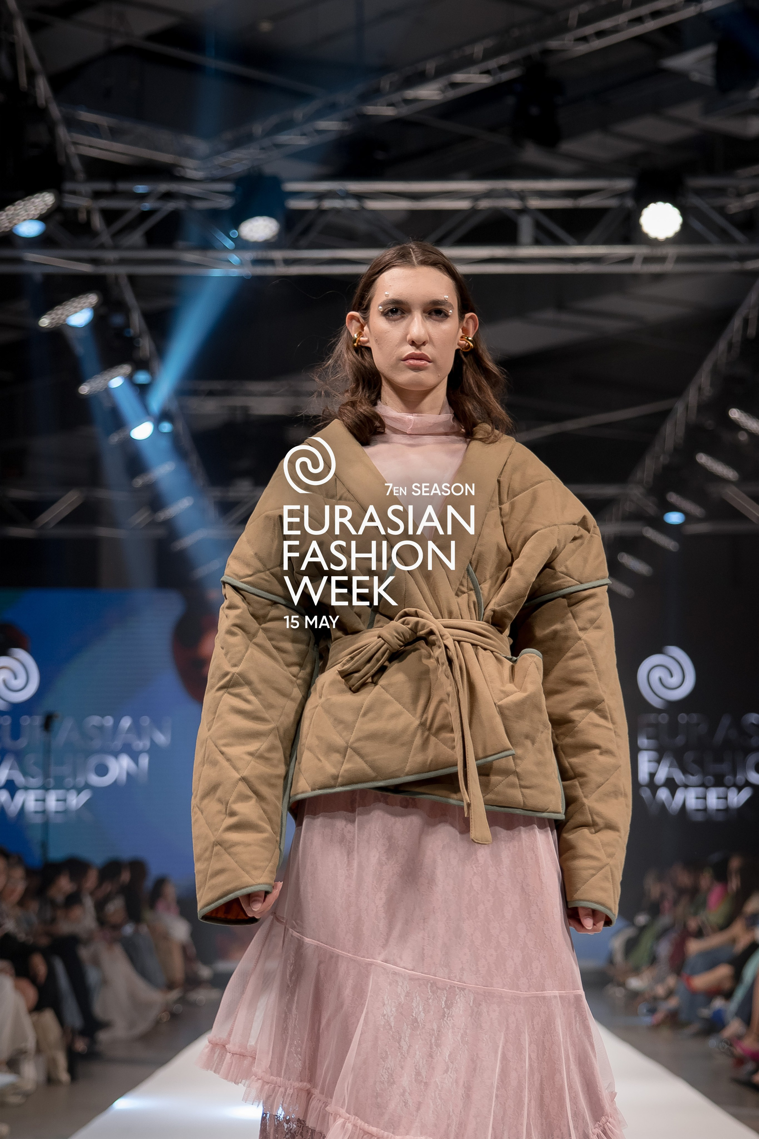 FASHION WEEK. OMIRBEK Alibekivich | Фотограф-ретушер