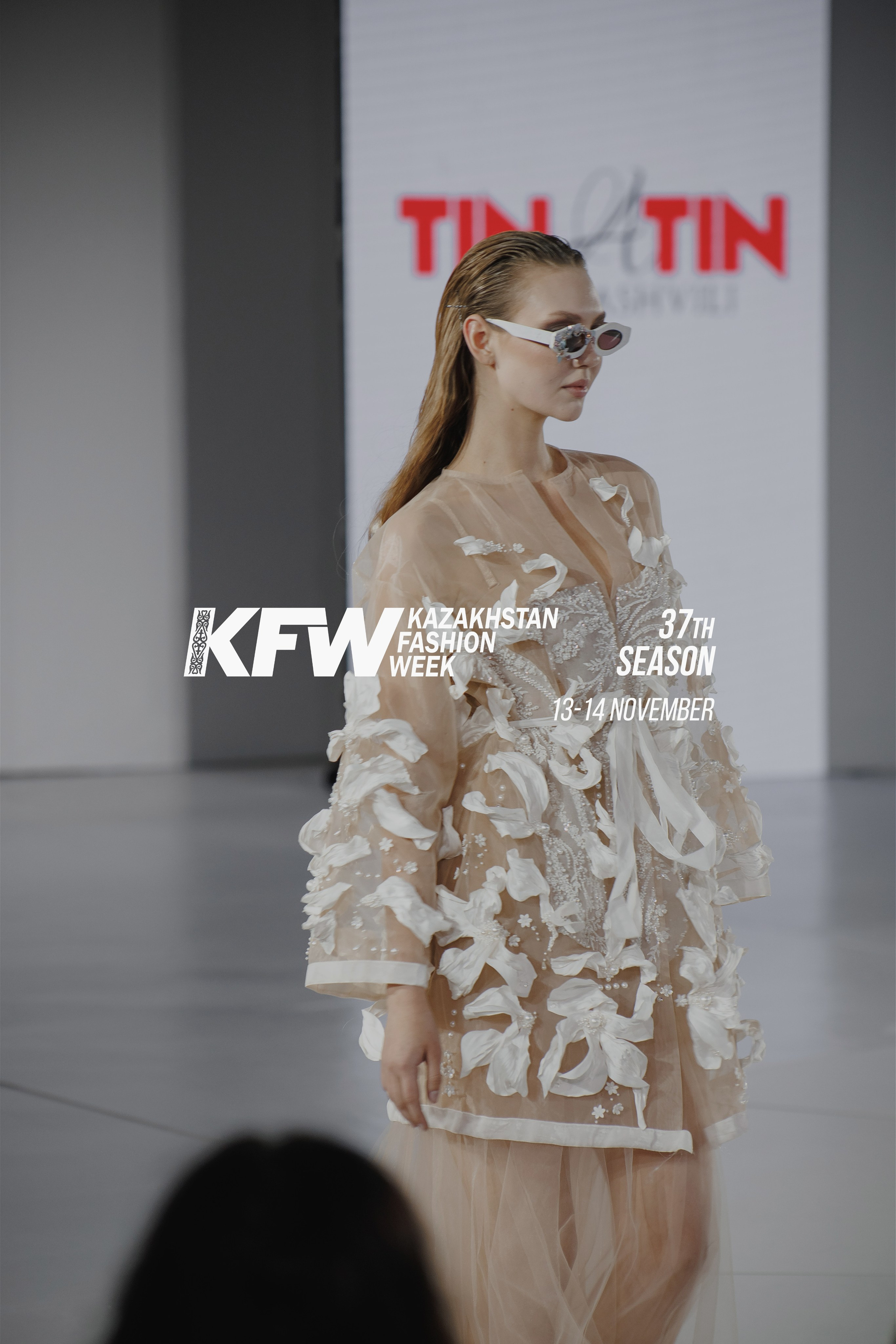 FASHION WEEK. OMIRBEK Alibekivich | Фотограф-ретушер