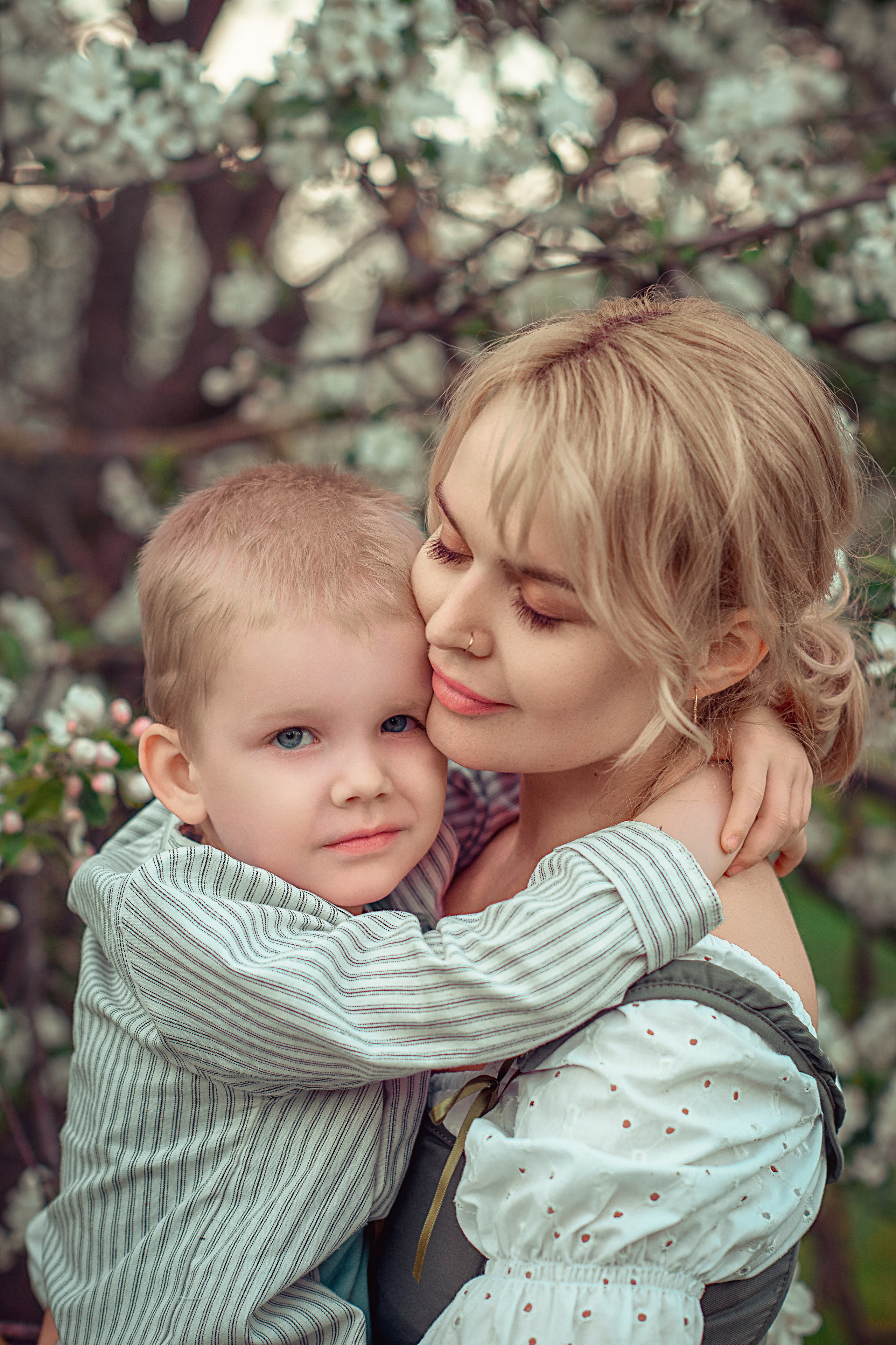 Виктория и Лев