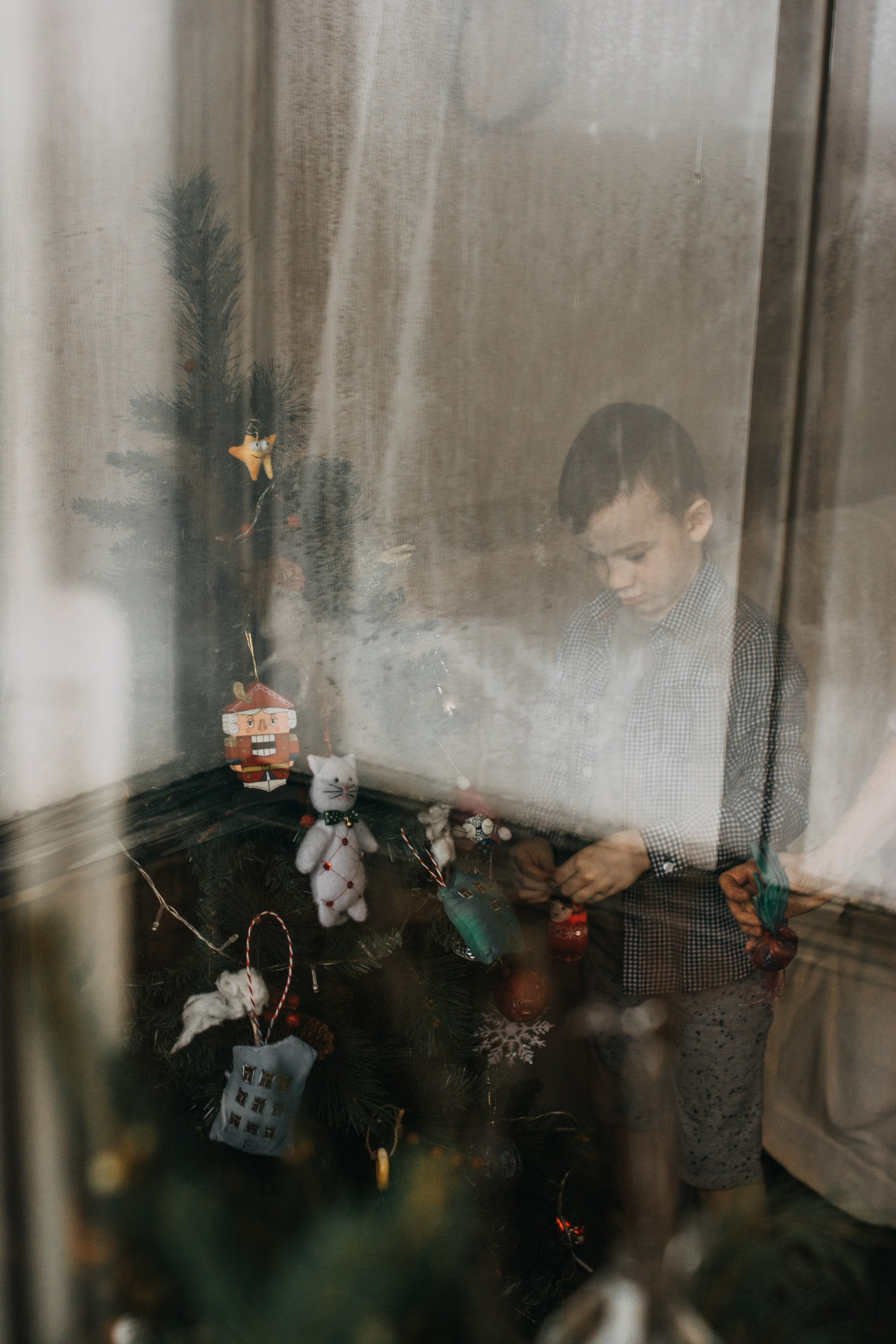 Сладкий запах пирога и новогодняя елка