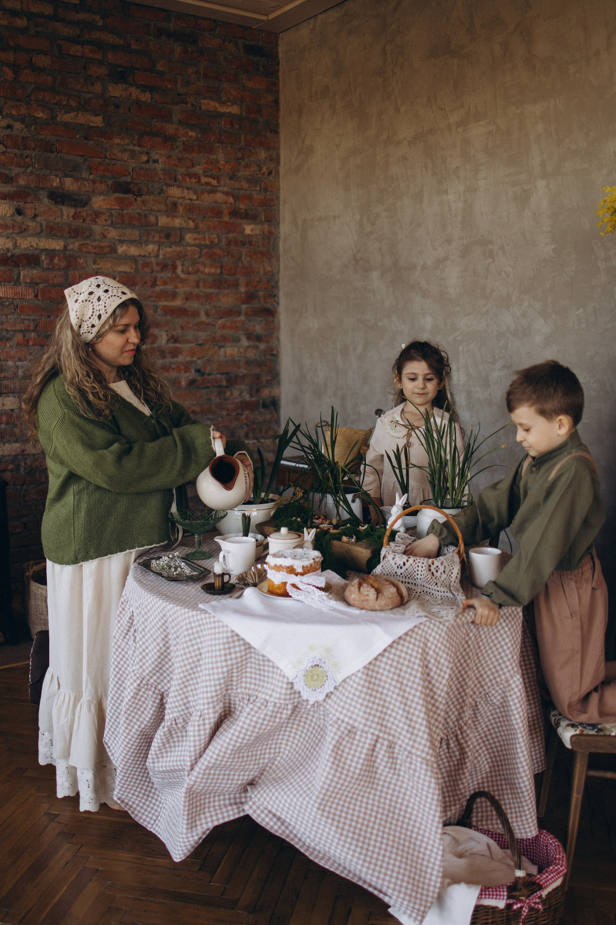 Семейная съемка в фотокоттедже. Семейный фотограф в Чехове