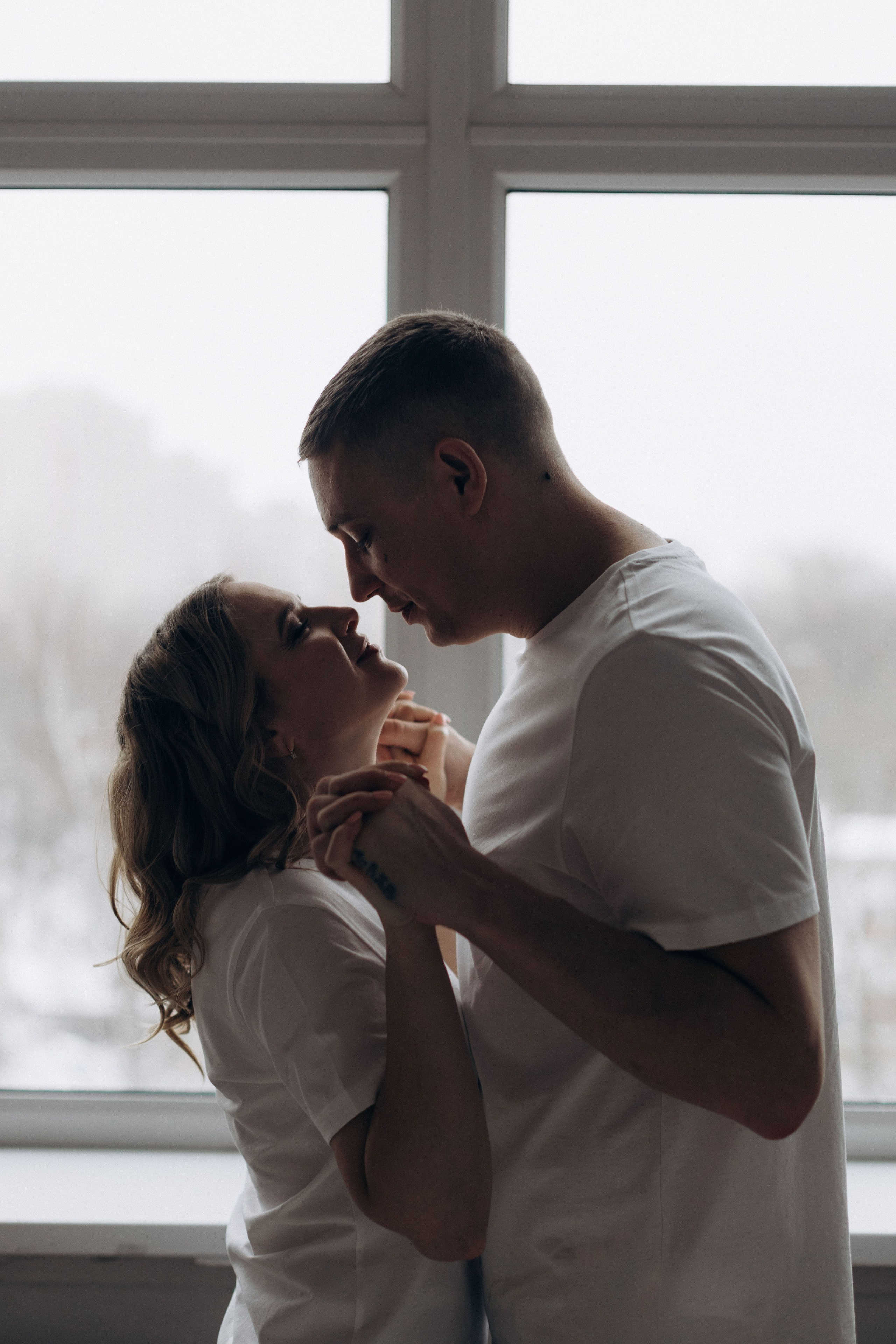 Фотоистория для двоих в студии. Семейный фотограф в Чехове