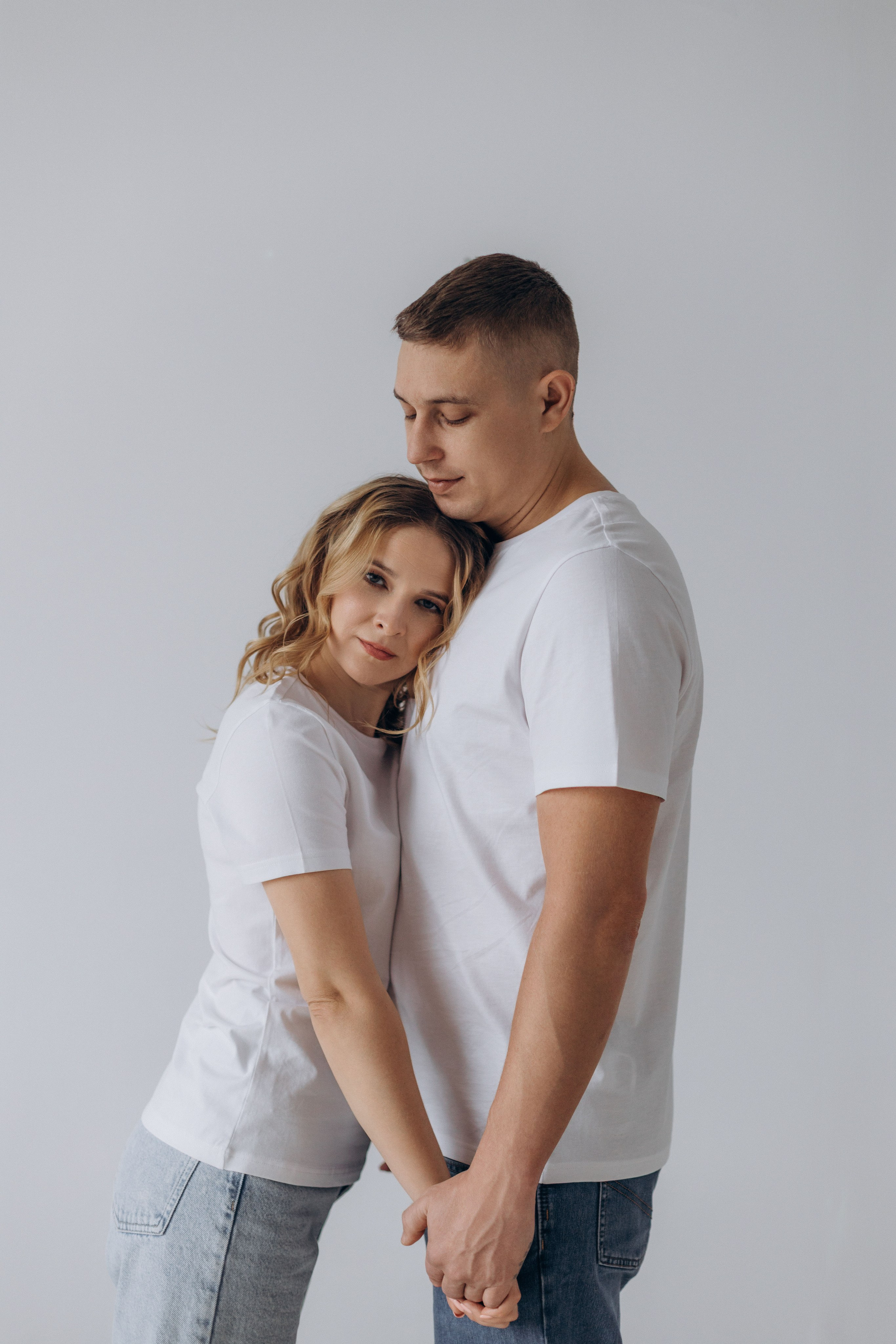 Фотоистория для двоих в студии. Семейный фотограф в Чехове