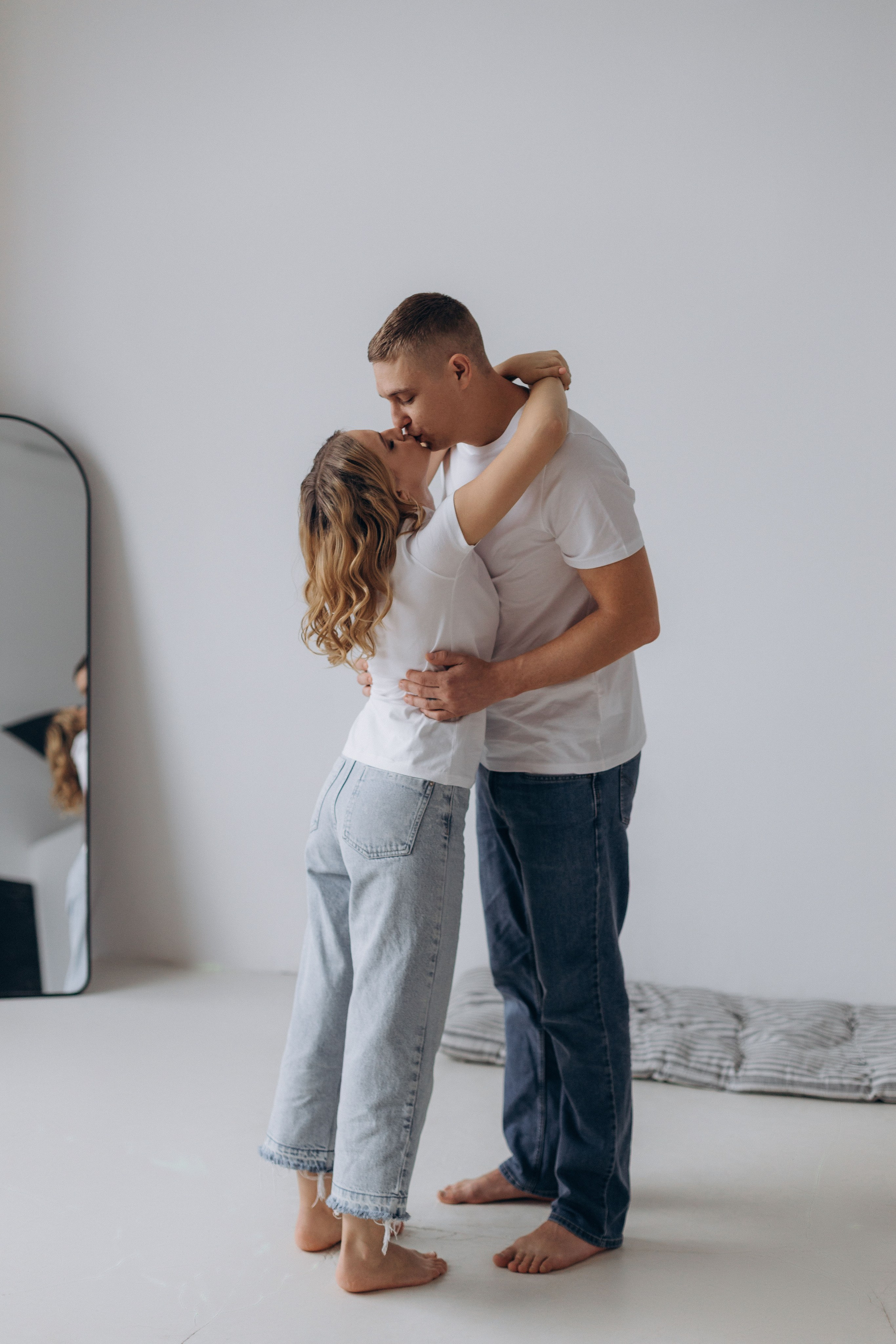 Фотоистория для двоих в студии. Семейный фотограф в Чехове