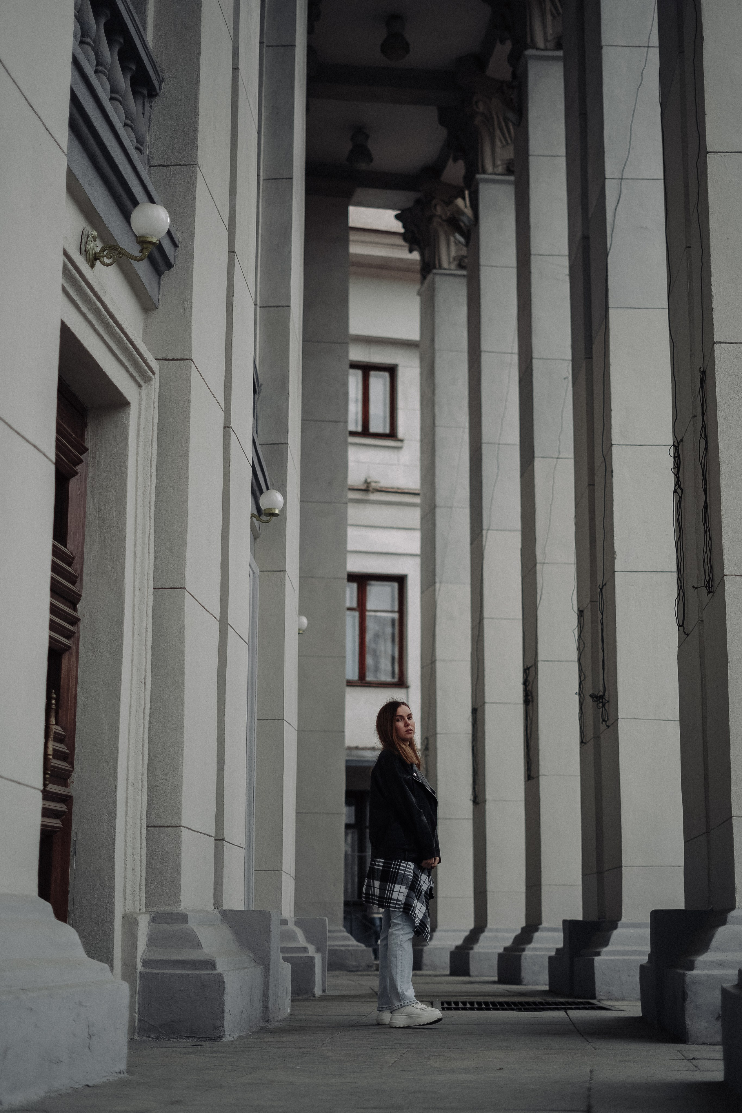 Эльвира — портретная street съемка в парке. Фотограф в Екатеринбурге Мария Меньщикова