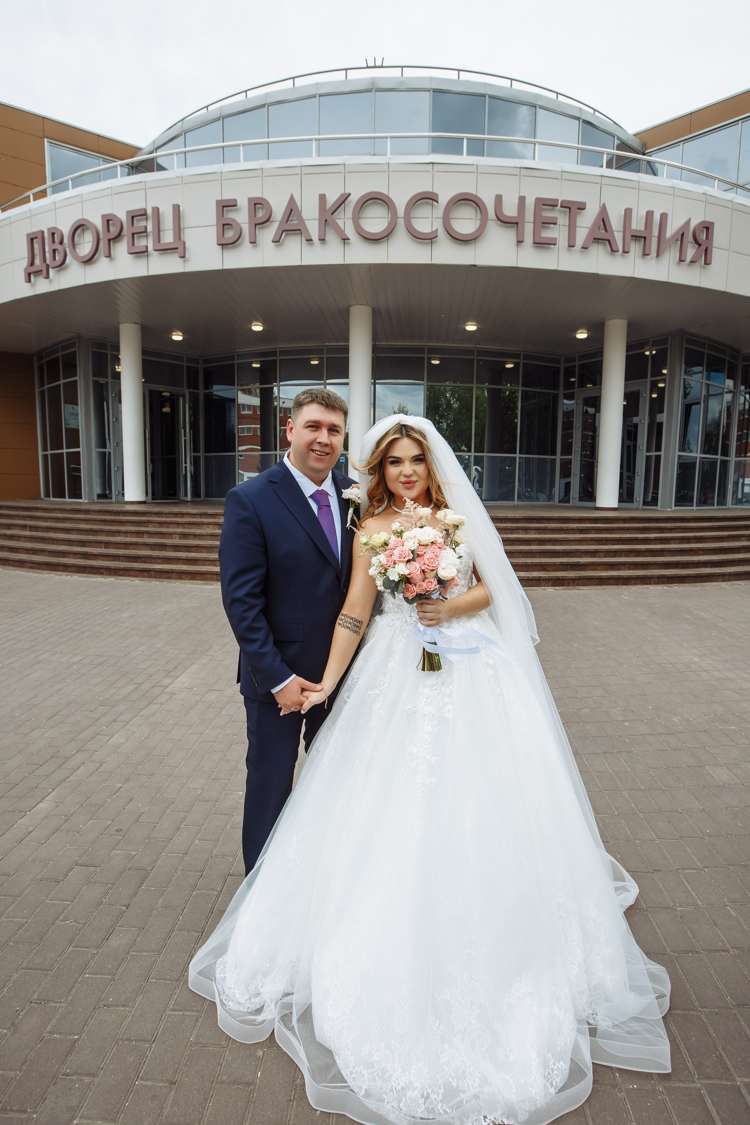 Блог свадебного фотографа видеографа. Популярная услуга: фотограф и видеограф за 50%. Свадебный фотограф видеограф в ЗАГС и на свадьбу целый день Москва и МО