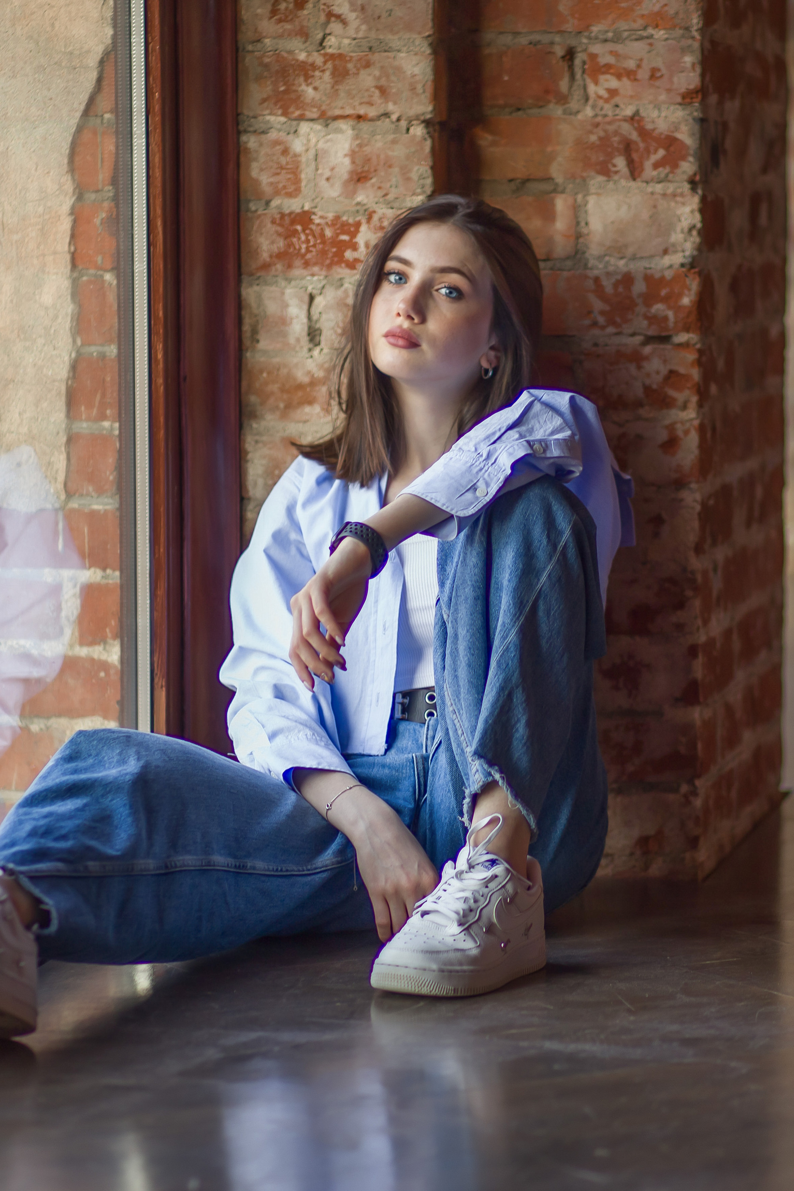 Юная модель