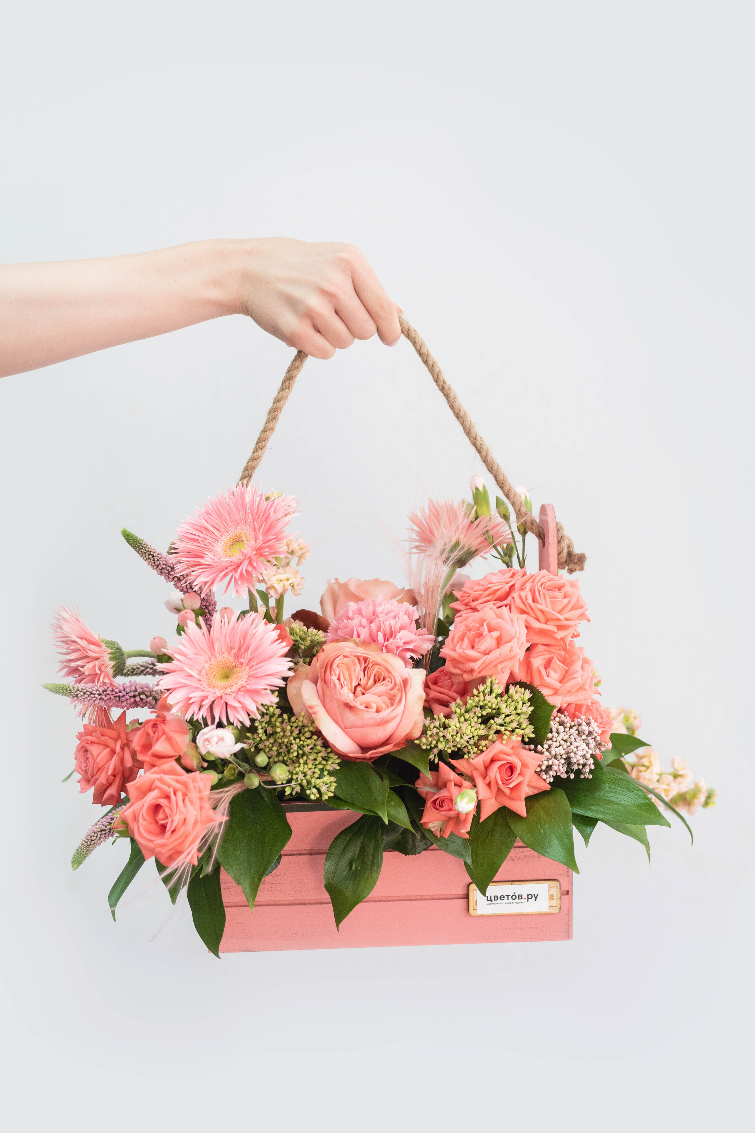 букеты на&nbsp;белом фоне