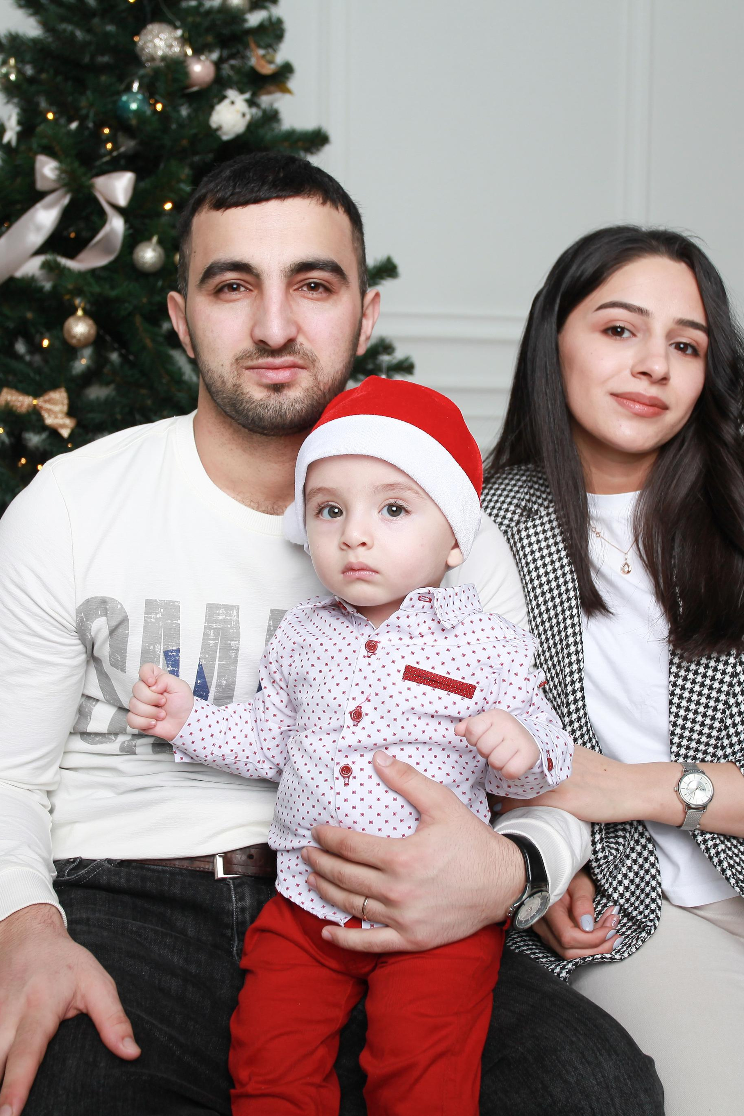 Красивая семья