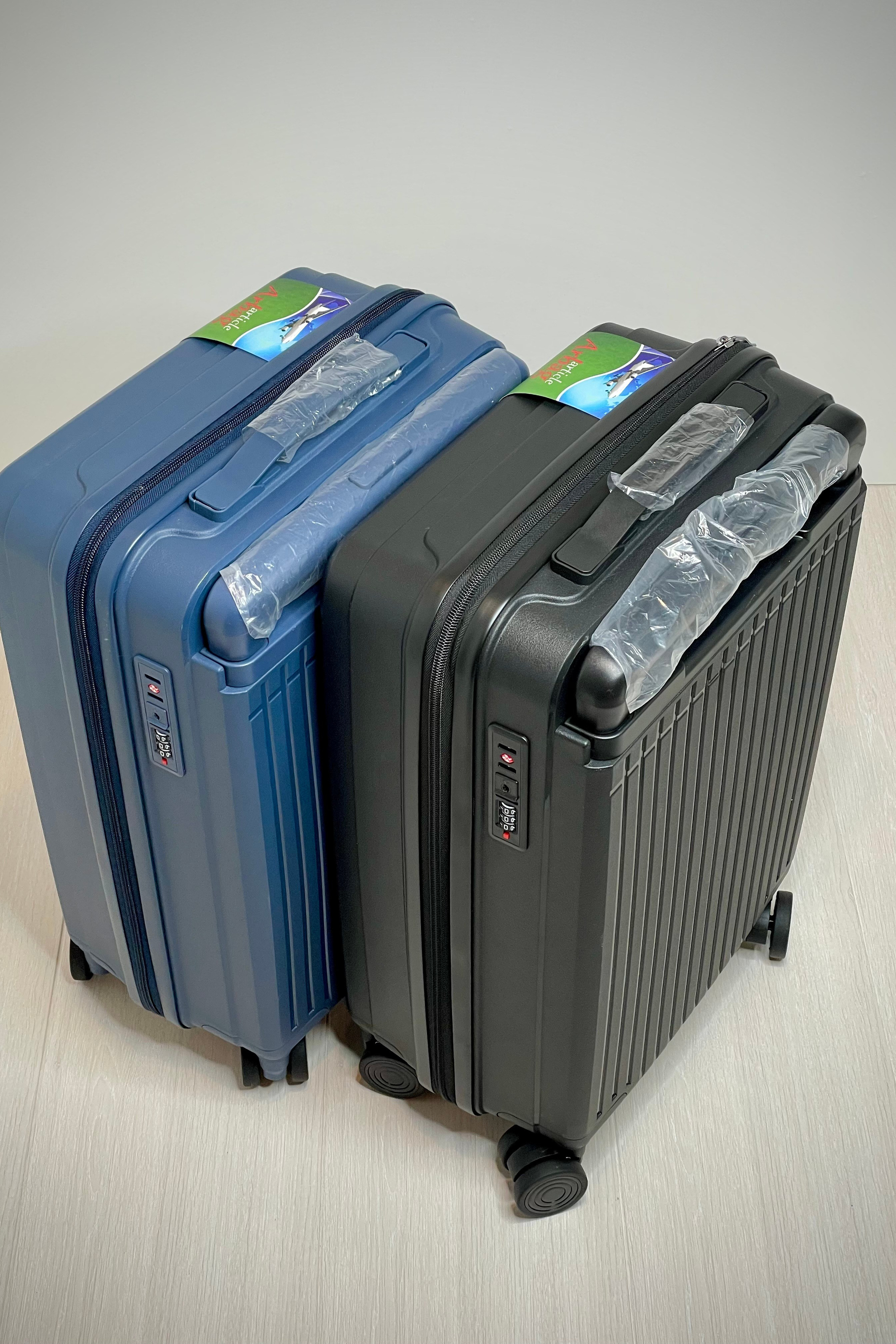 Купить чемодан на колесах ручная кладь. Купить чемодан на колесах в Москве